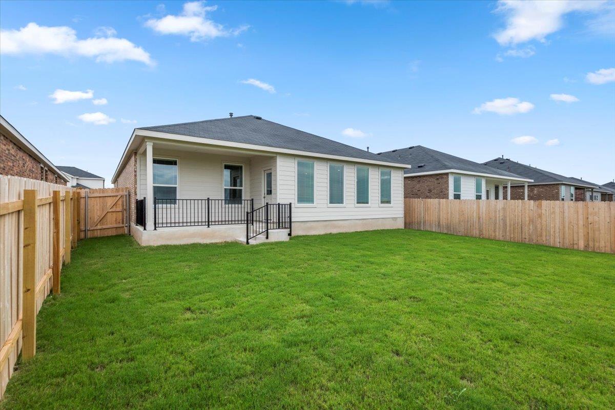 128 Rodney Boat Rd, Kyle, TX 78640