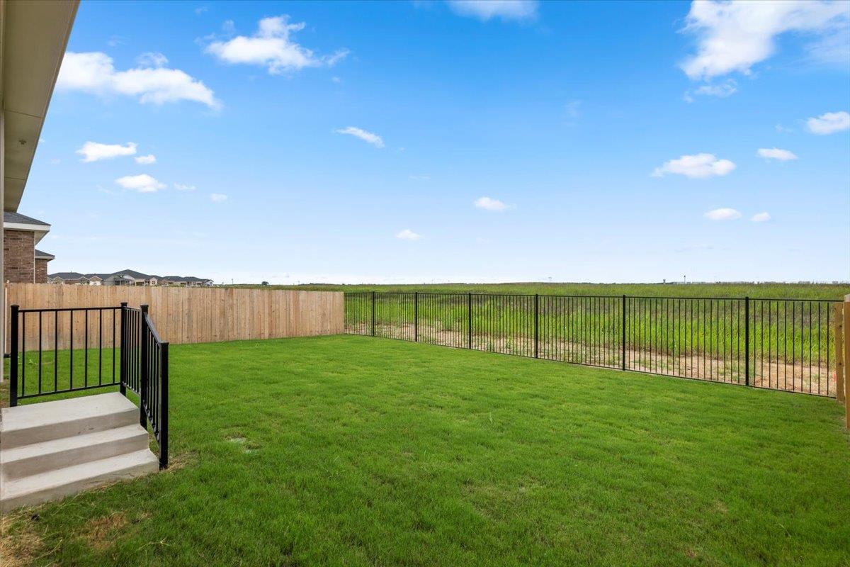 128 Rodney Boat Rd, Kyle, TX 78640