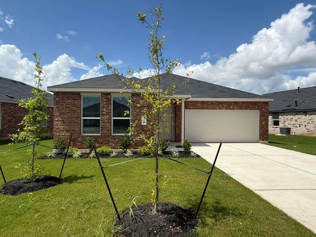 128 Rodney Boat Rd, Kyle, TX 78640