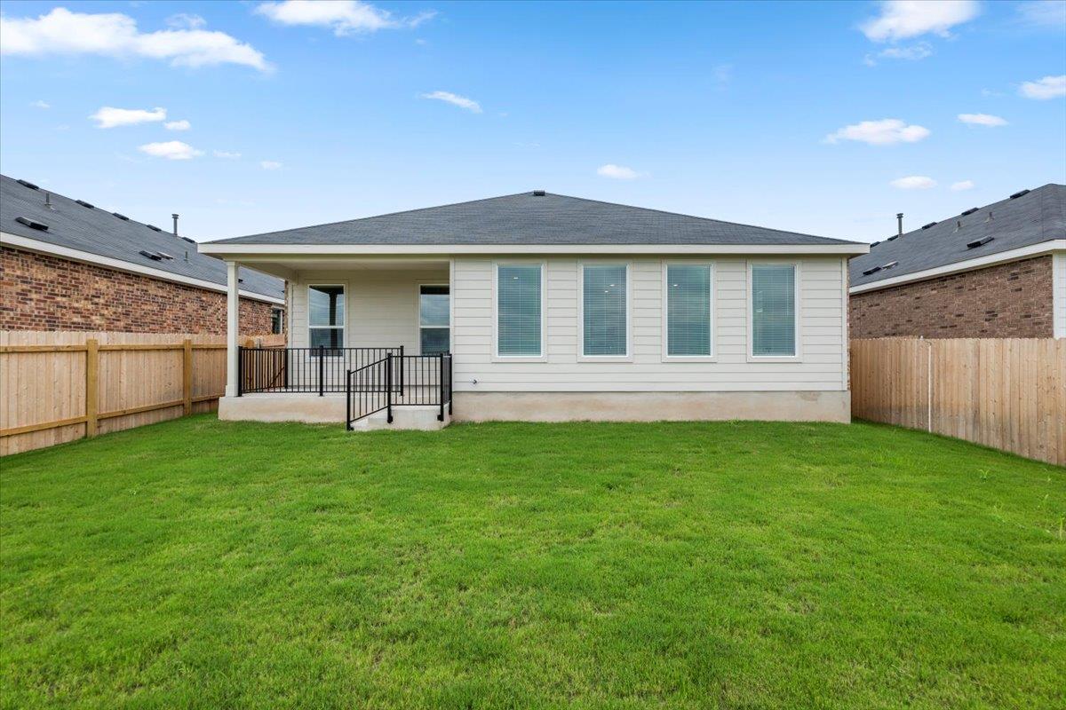 128 Rodney Boat Rd, Kyle, TX 78640