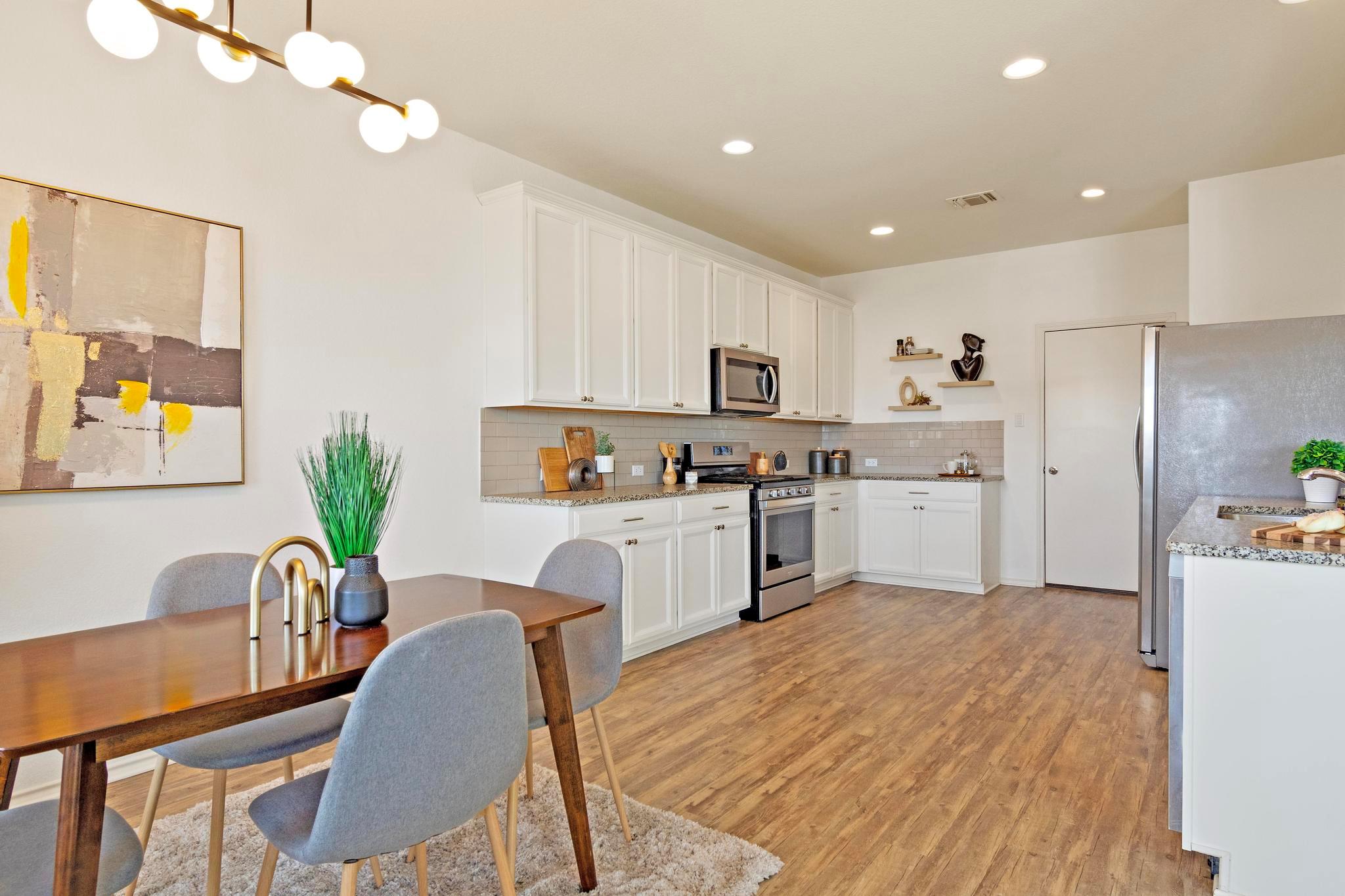 217 Boxwood Dr, Buda, TX 78610