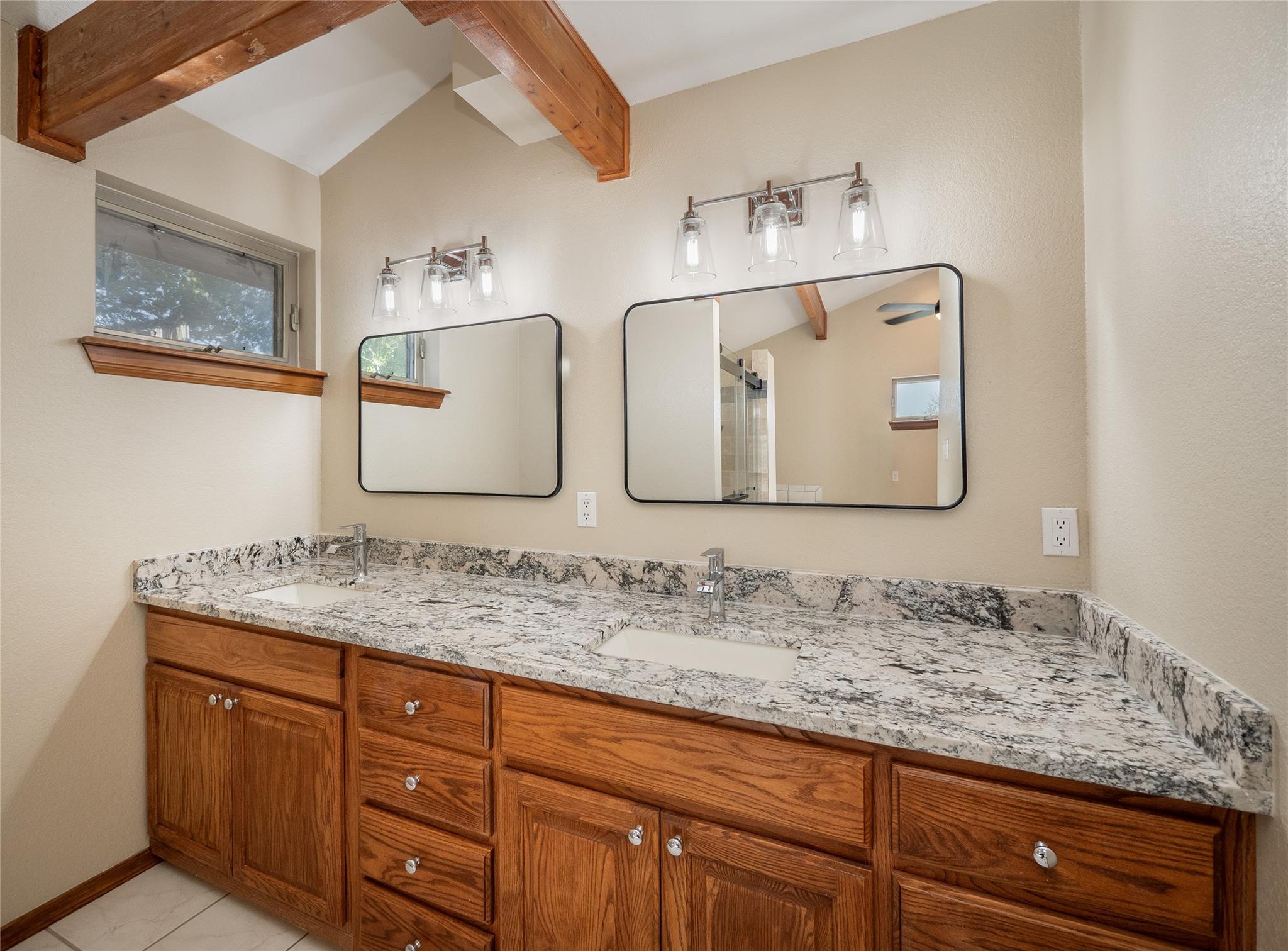 440 Balcones Ridgeway, Bertram, TX 78605