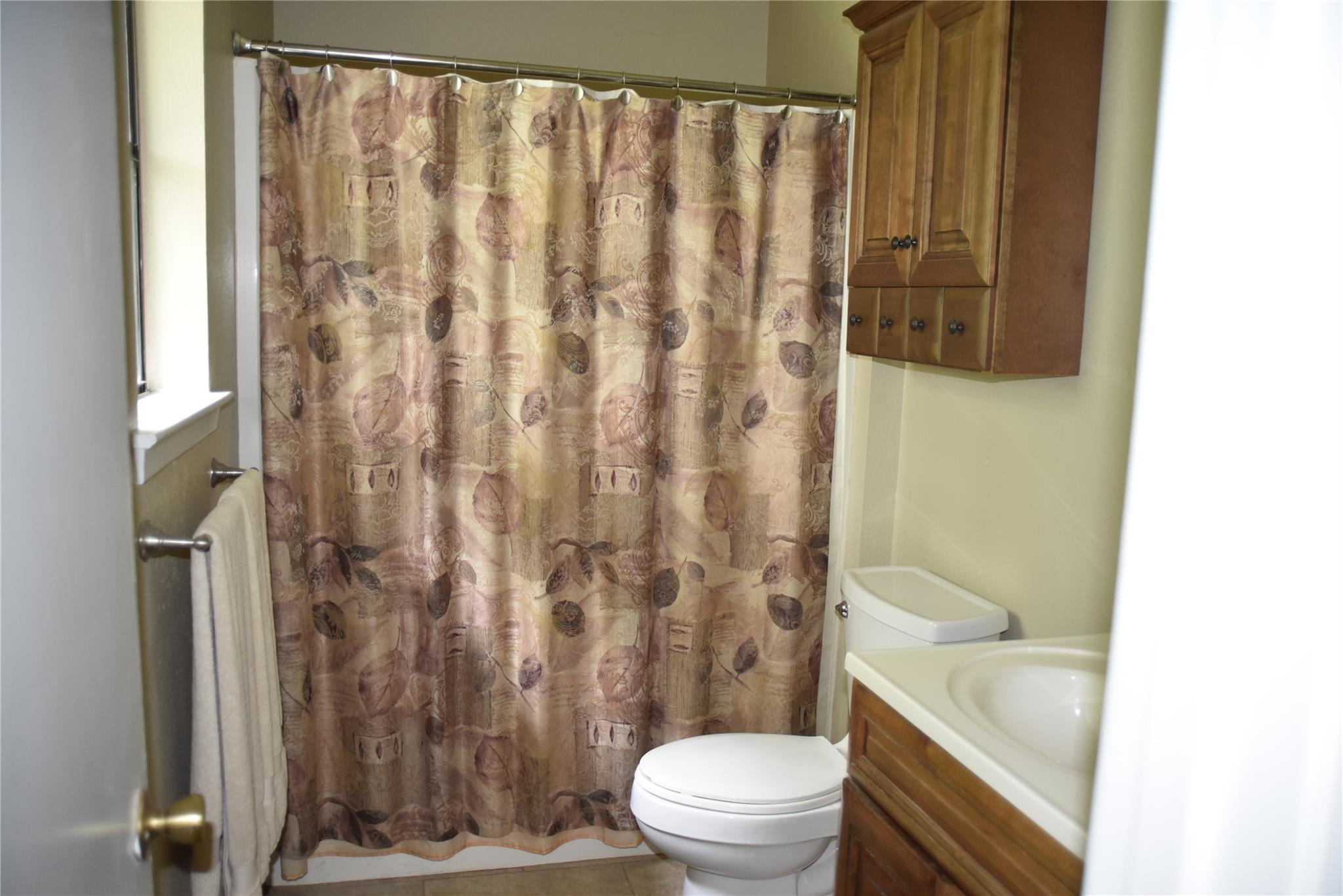 306 Deerwood Dr, San Marcos, TX 78666