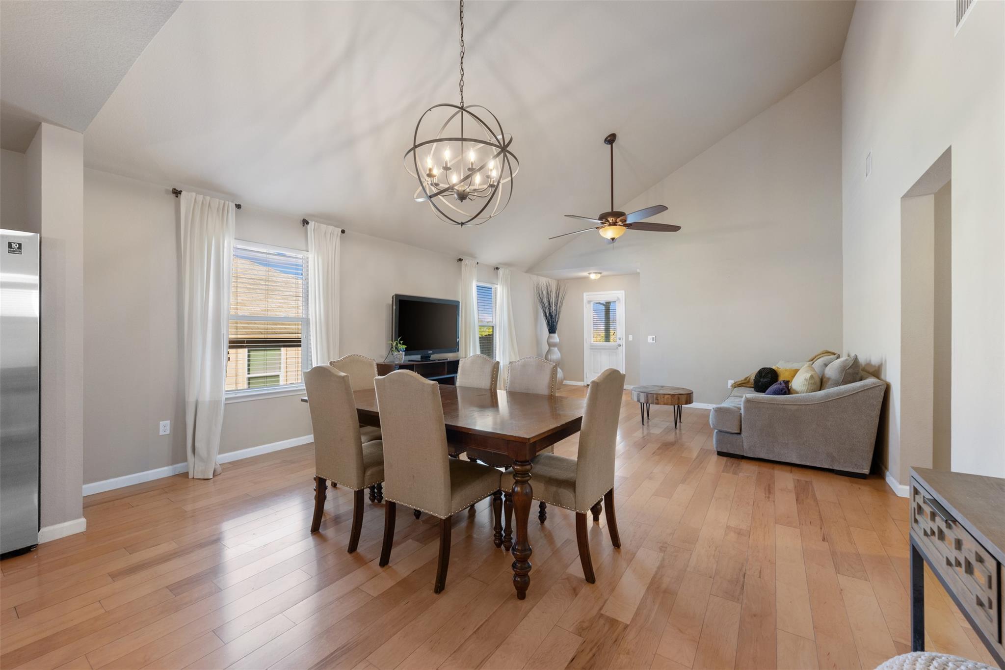 117 Liard River Rd, Hutto, TX 78634