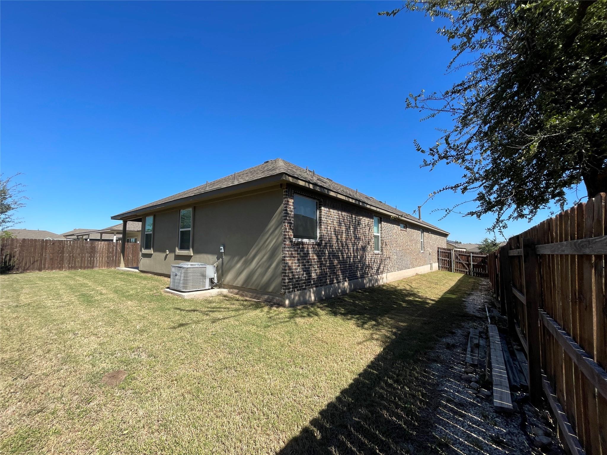 4104 Porter Farm Rd, Georgetown, TX 78628