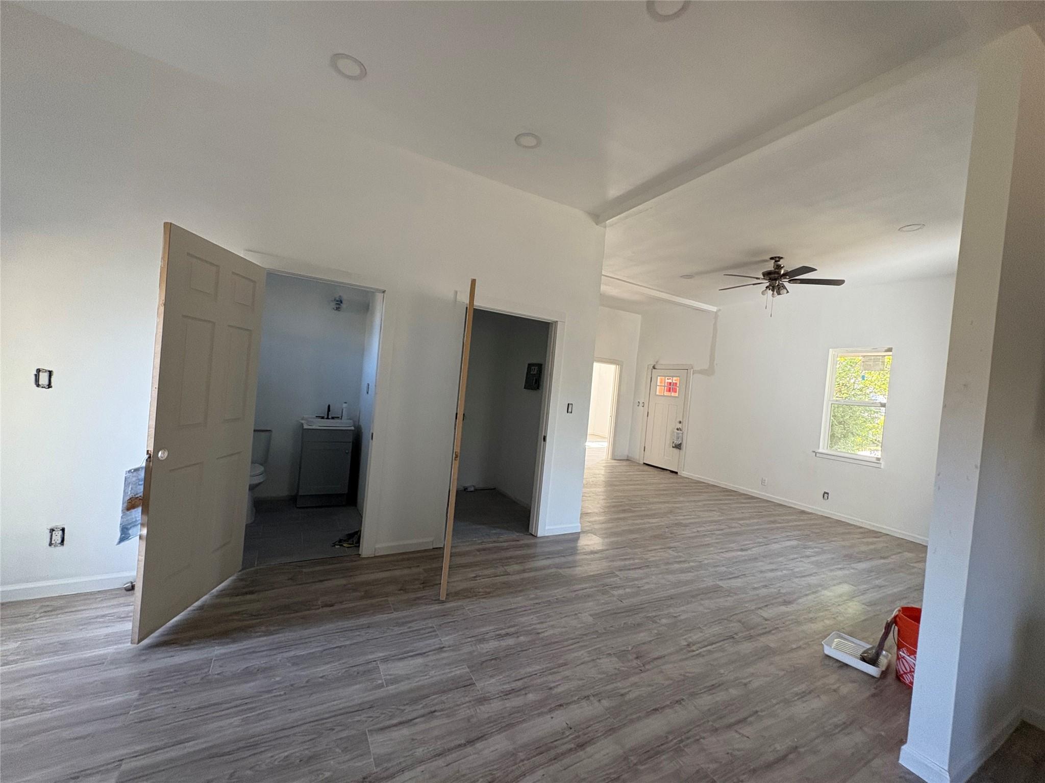 102 W Wilbarger St, Pflugerville, TX 78660