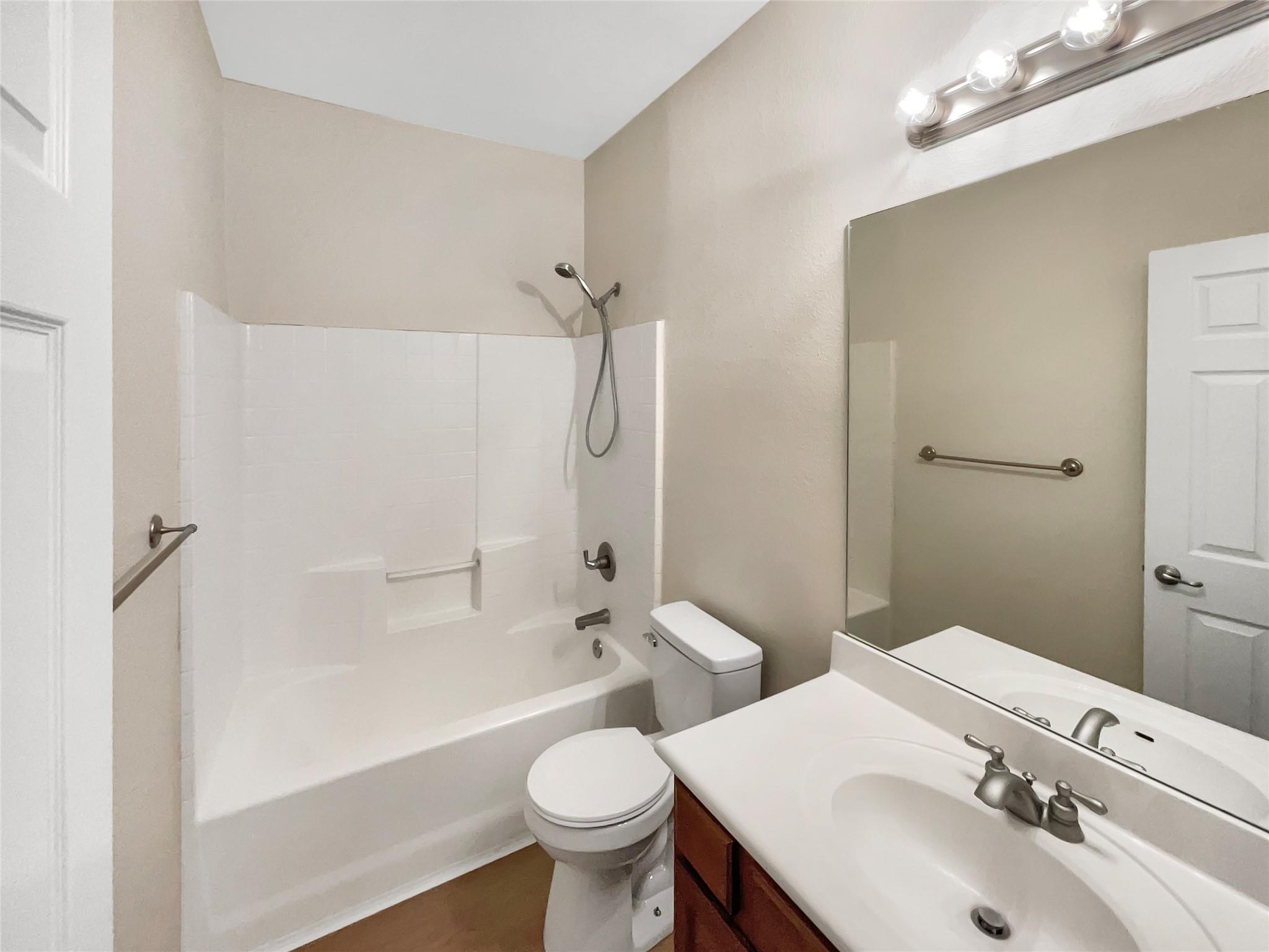 188 Valruth Dr, Kyle, TX 78640