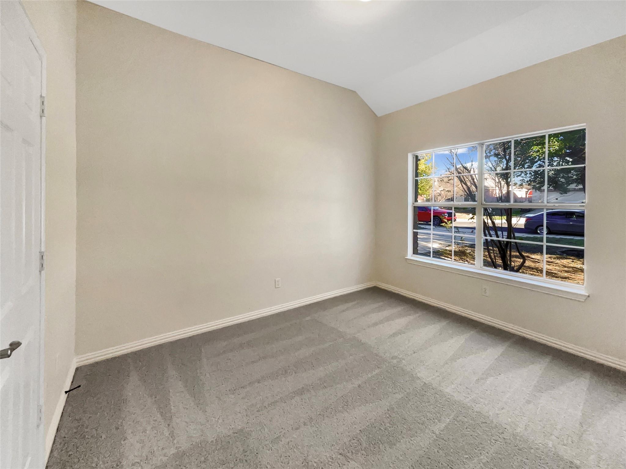 188 Valruth Dr, Kyle, TX 78640