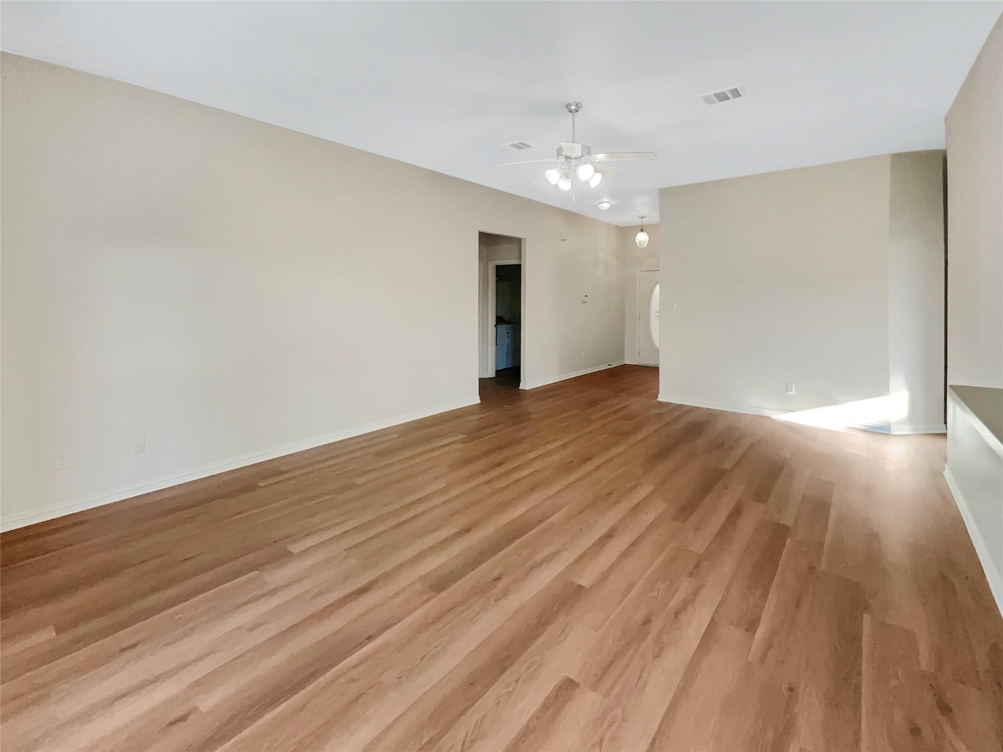 188 Valruth Dr, Kyle, TX 78640