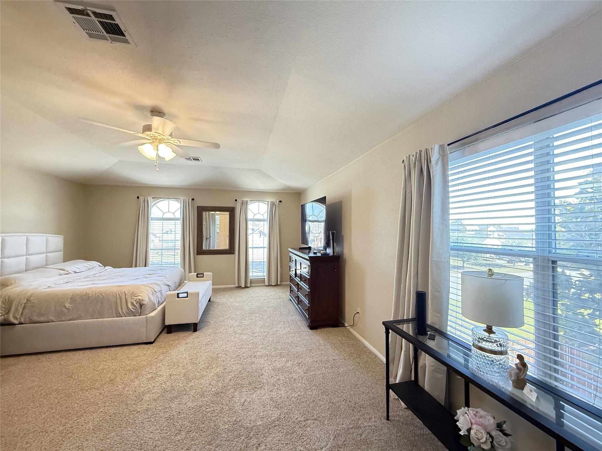 402 W Iowa Dr, Harker Heights, TX 76548