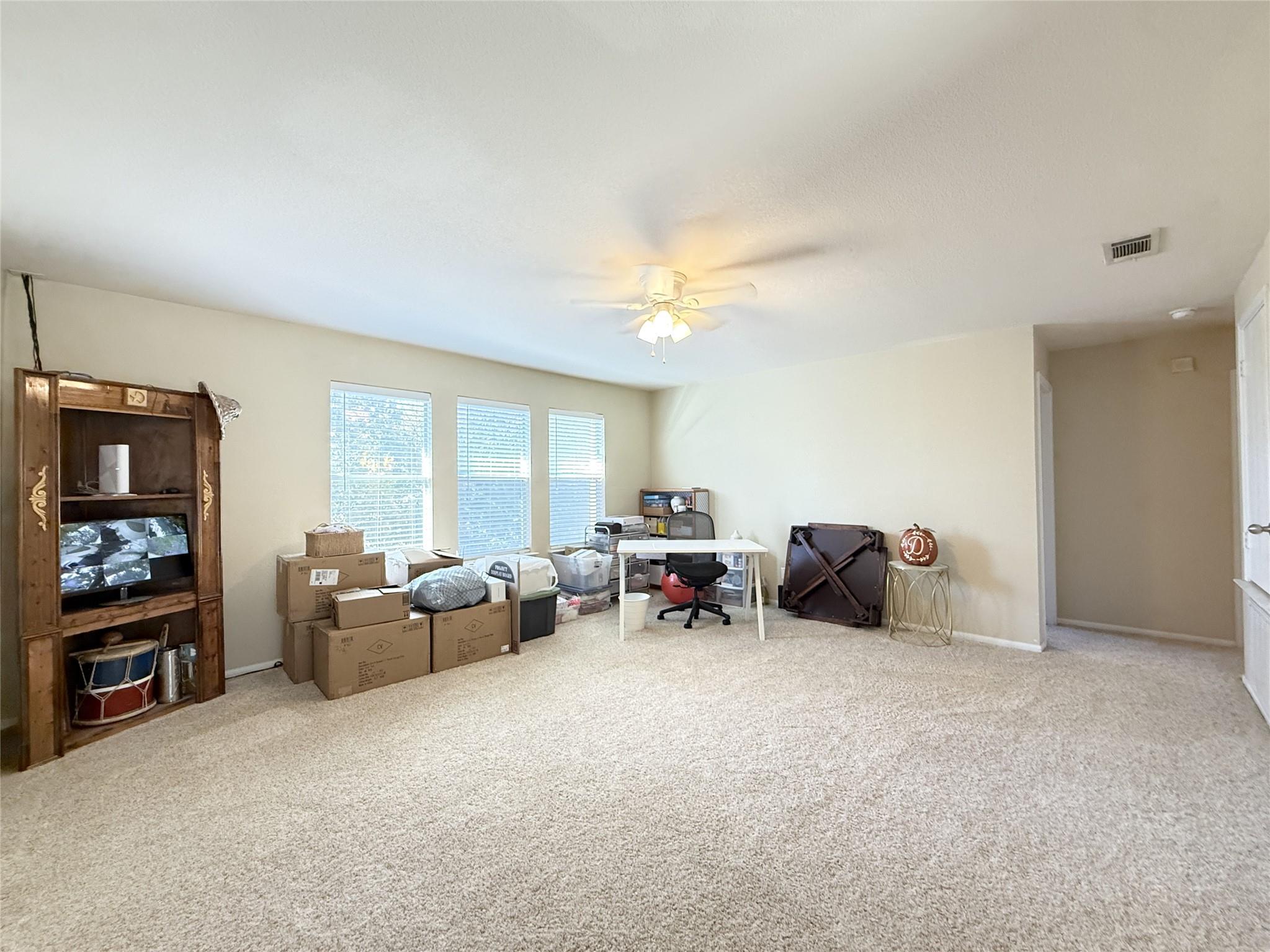 402 W Iowa Dr, Harker Heights, TX 76548