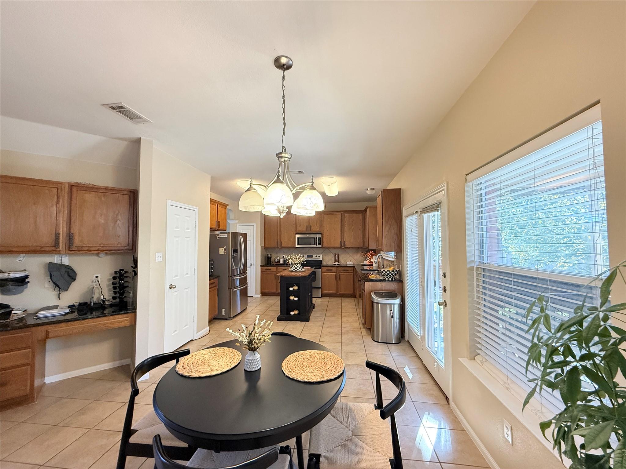 402 W Iowa Dr, Harker Heights, TX 76548