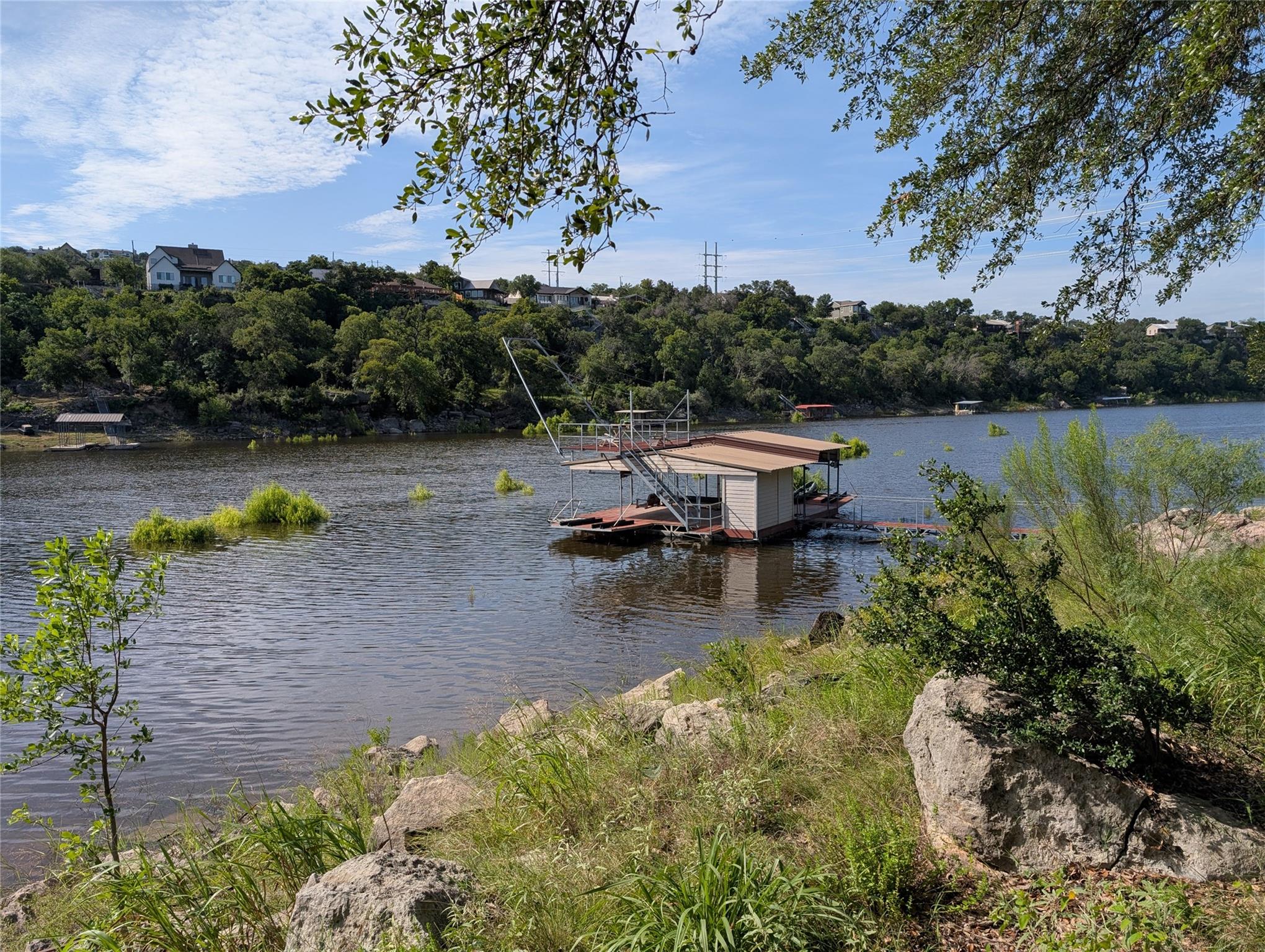 1909 Performer Rd, Spicewood, TX 78669