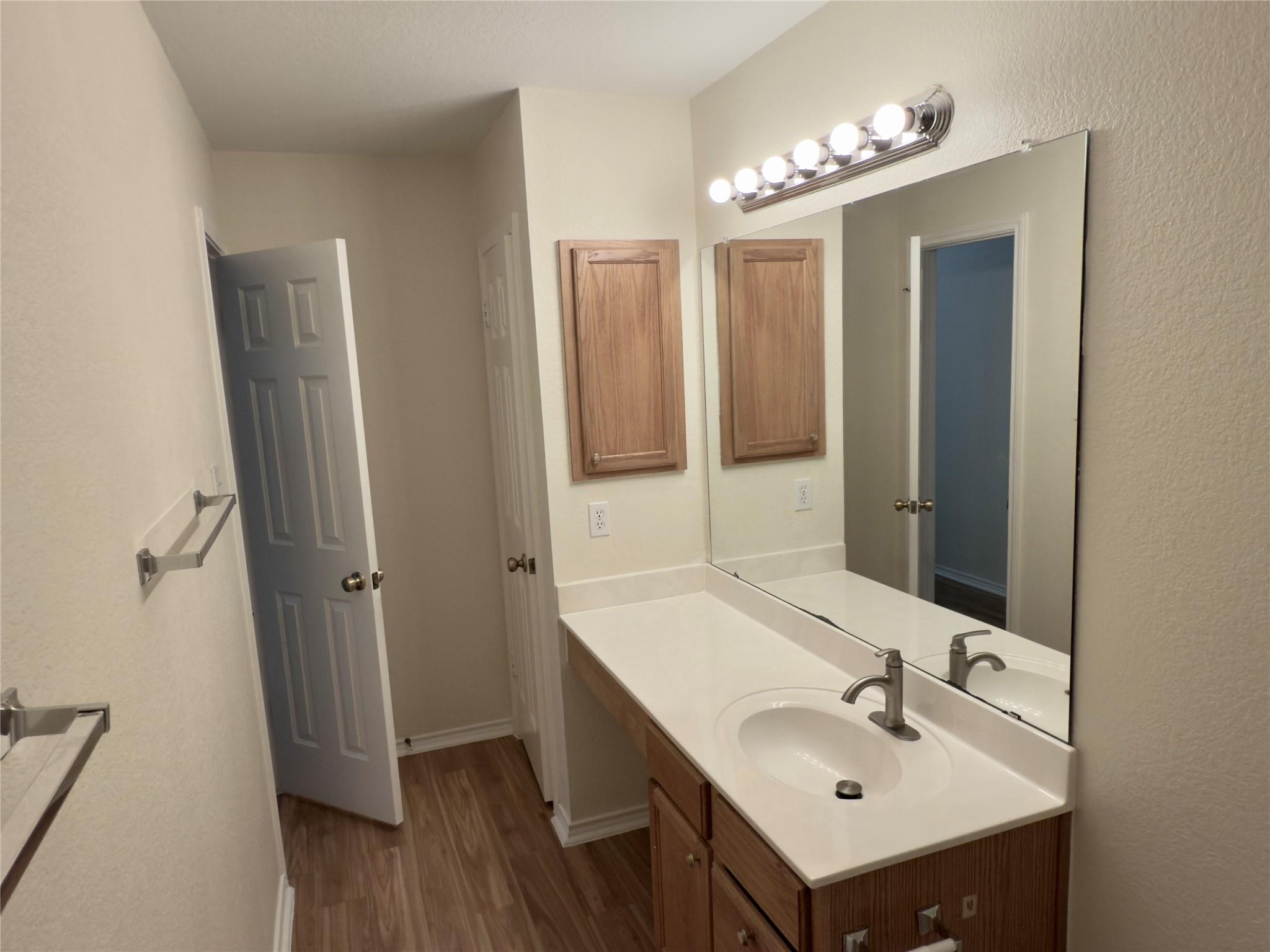 1206 Devil Rdg, Cedar Park, TX 78613