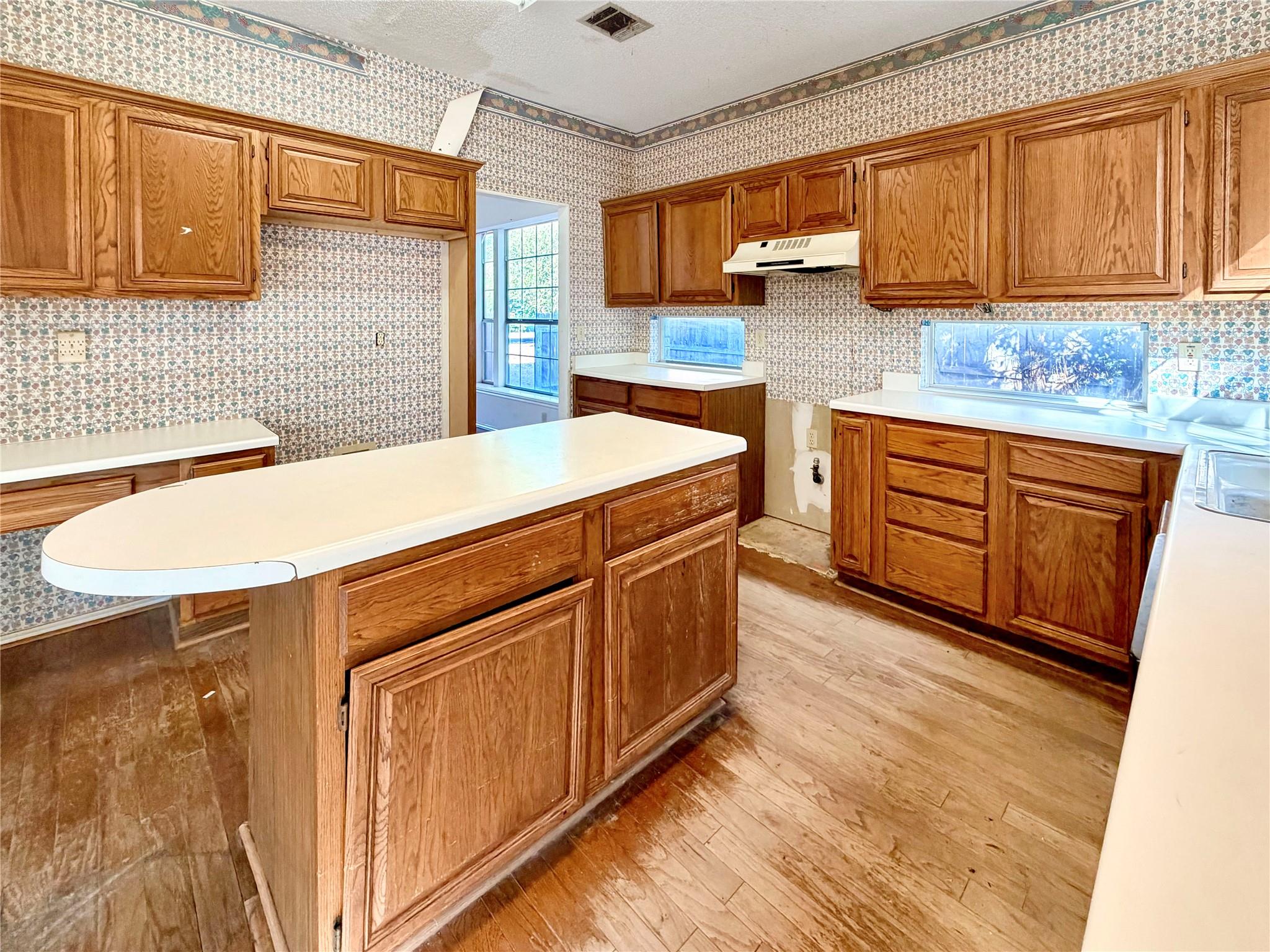 1106 Thistle Trl, Cedar Park, TX 78613