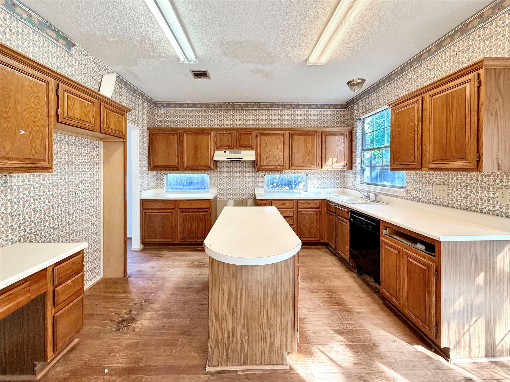 1106 Thistle Trl, Cedar Park, TX 78613