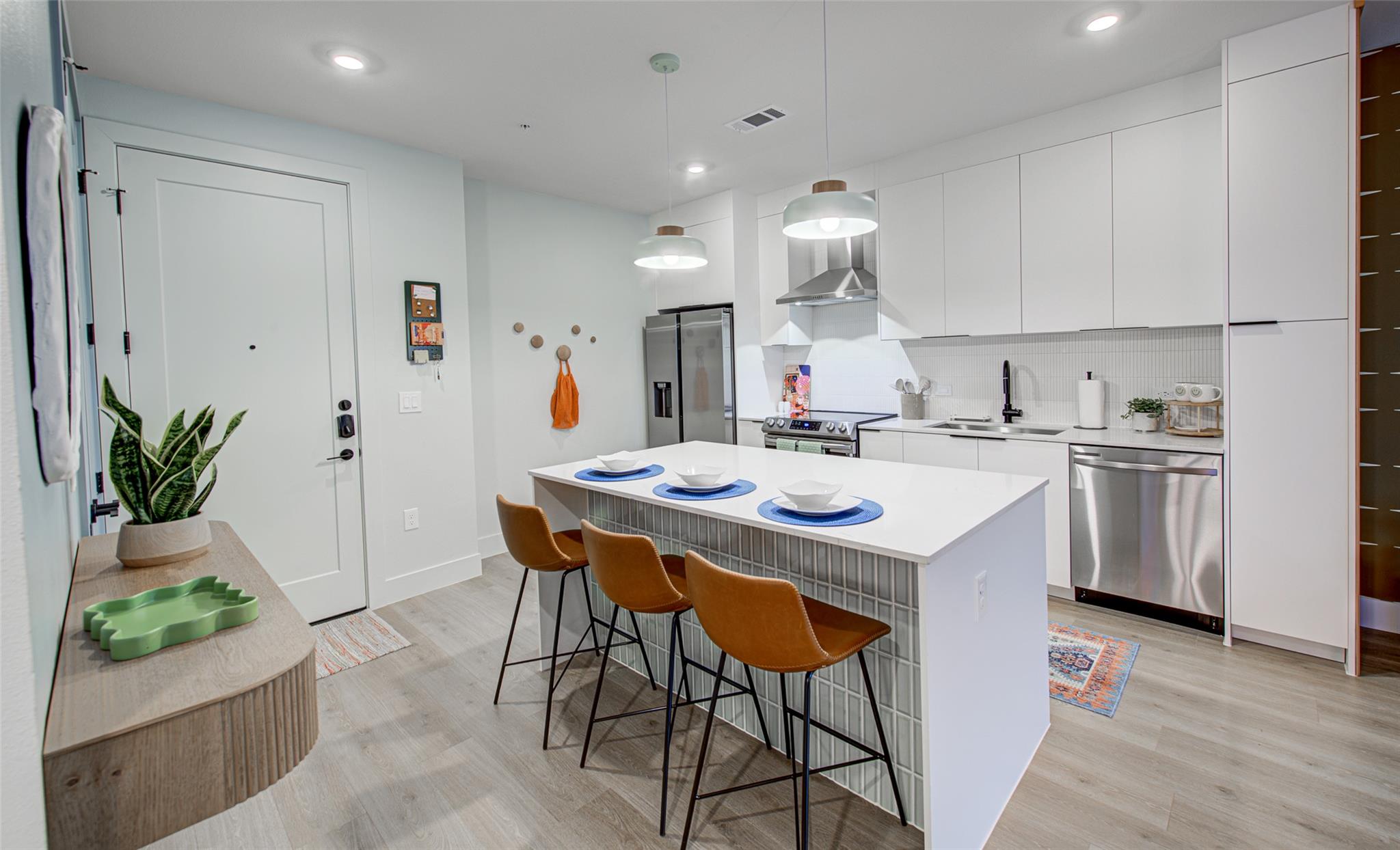 1701 Simond Ave # 436, Austin, TX 78723