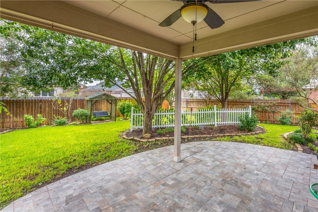 114 Inman Dr, Hutto, TX 78634