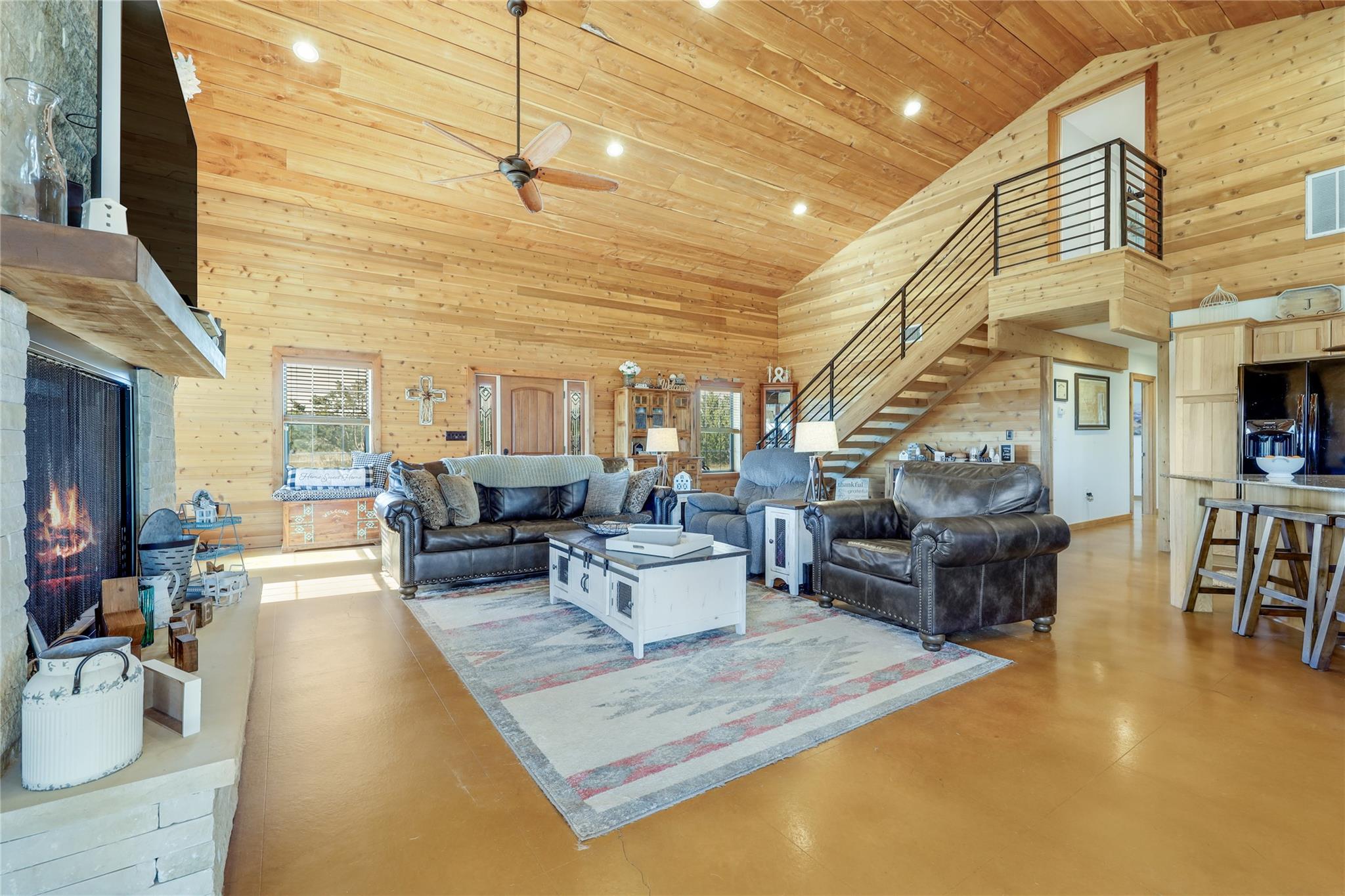 111 County Road 253, Bertram, TX 78605