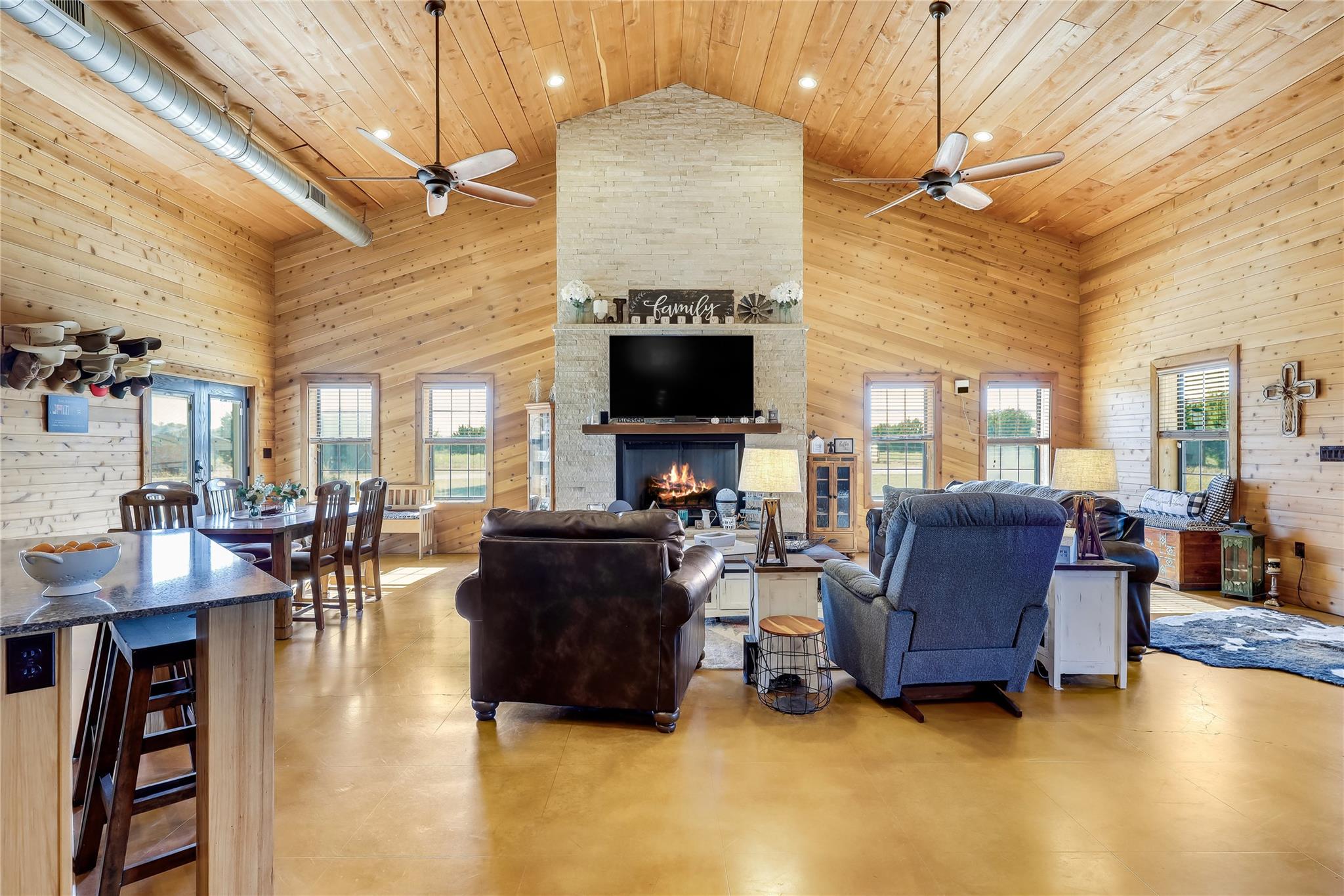 111 County Road 253, Bertram, TX 78605