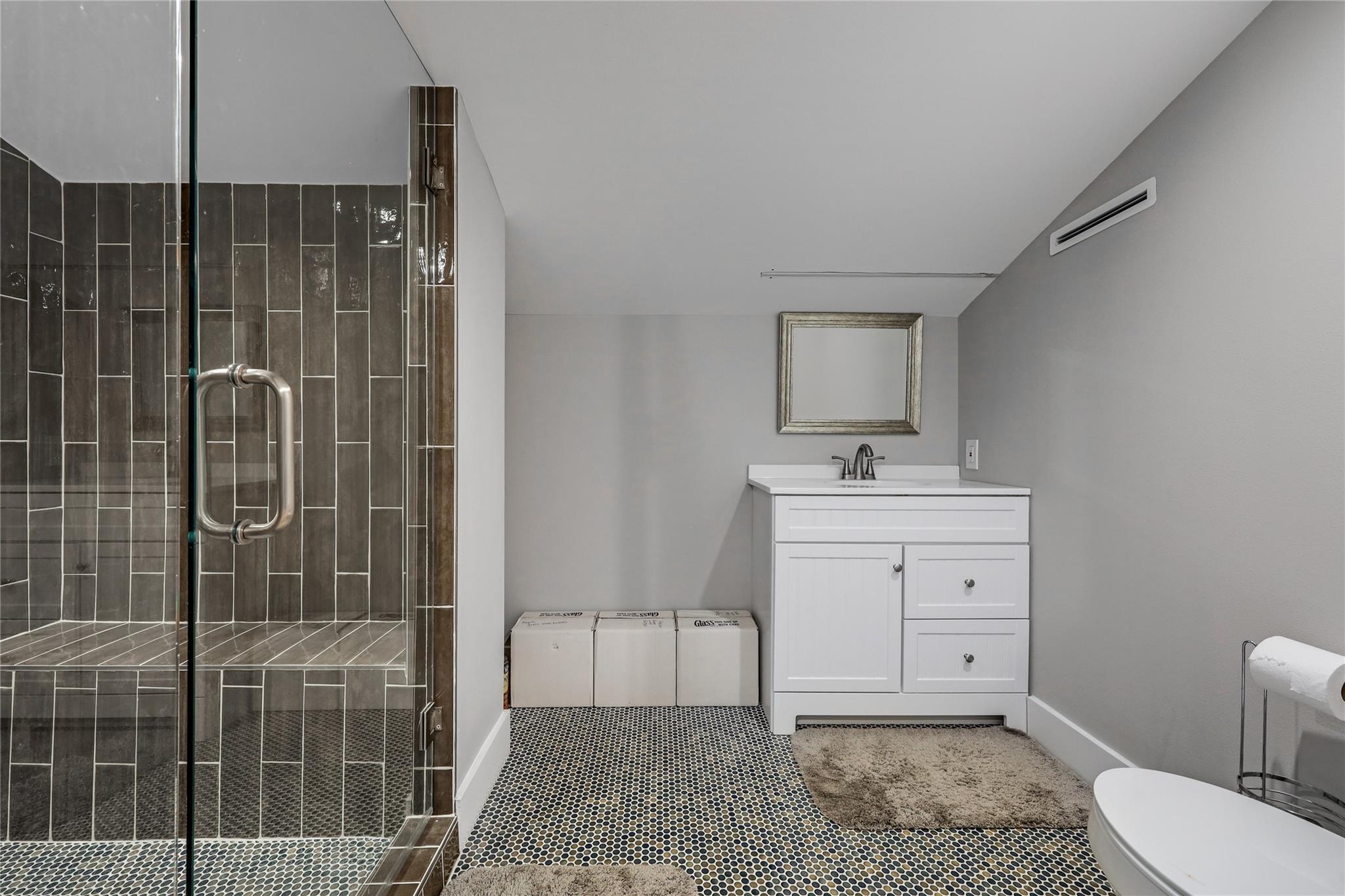 111 County Road 253, Bertram, TX 78605