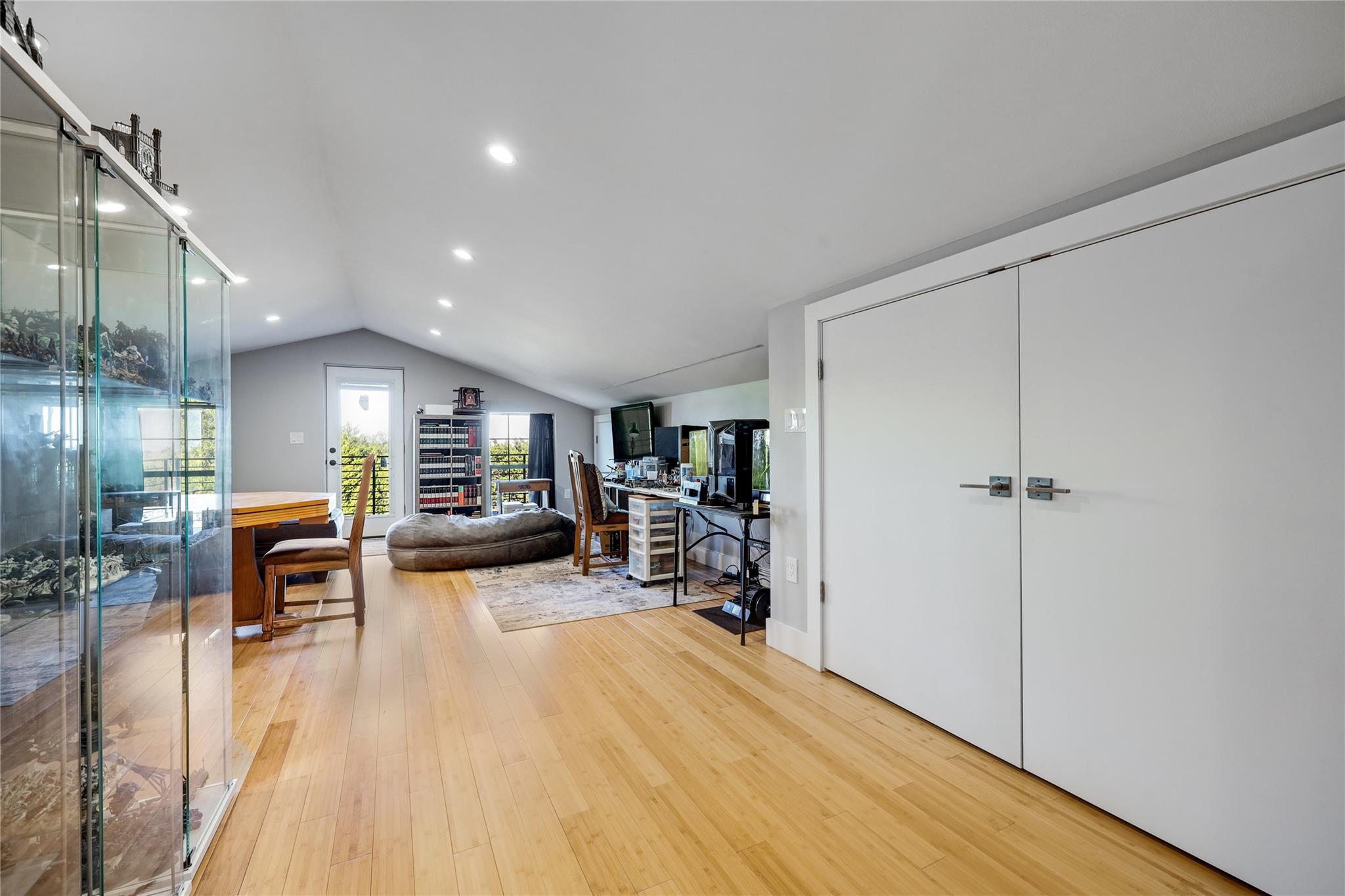 111 County Road 253, Bertram, TX 78605