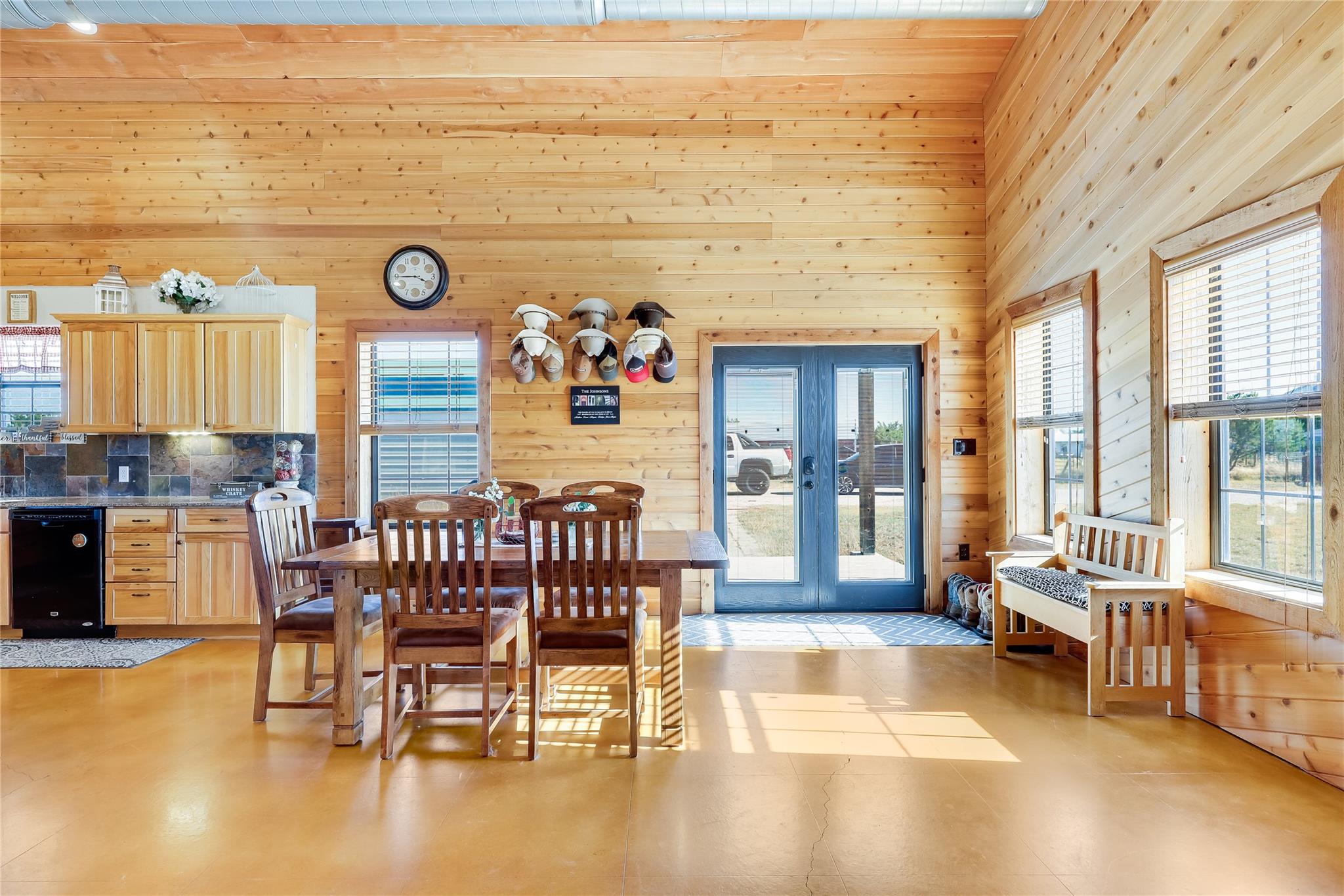 111 County Road 253, Bertram, TX 78605