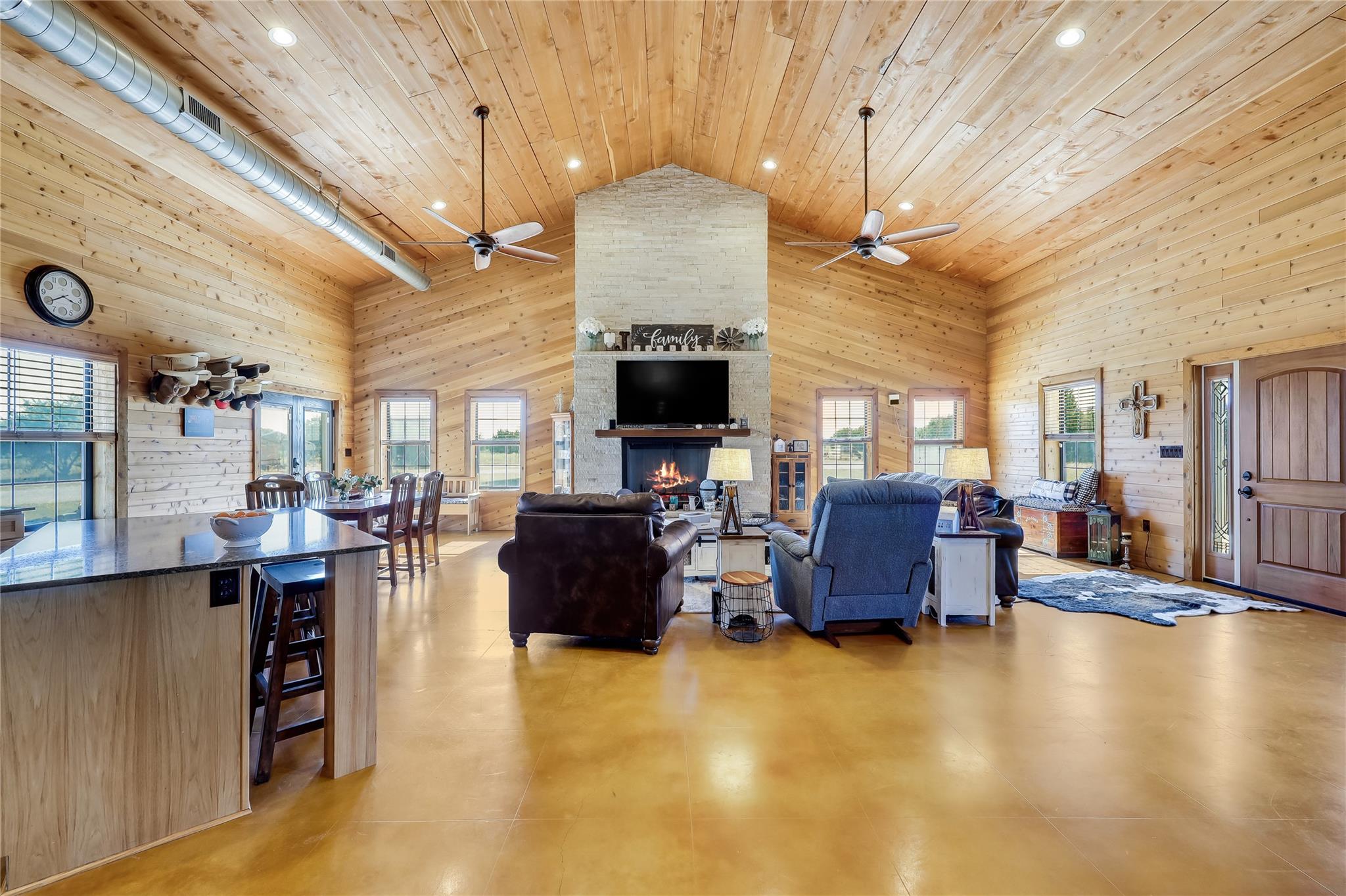 111 County Road 253, Bertram, TX 78605