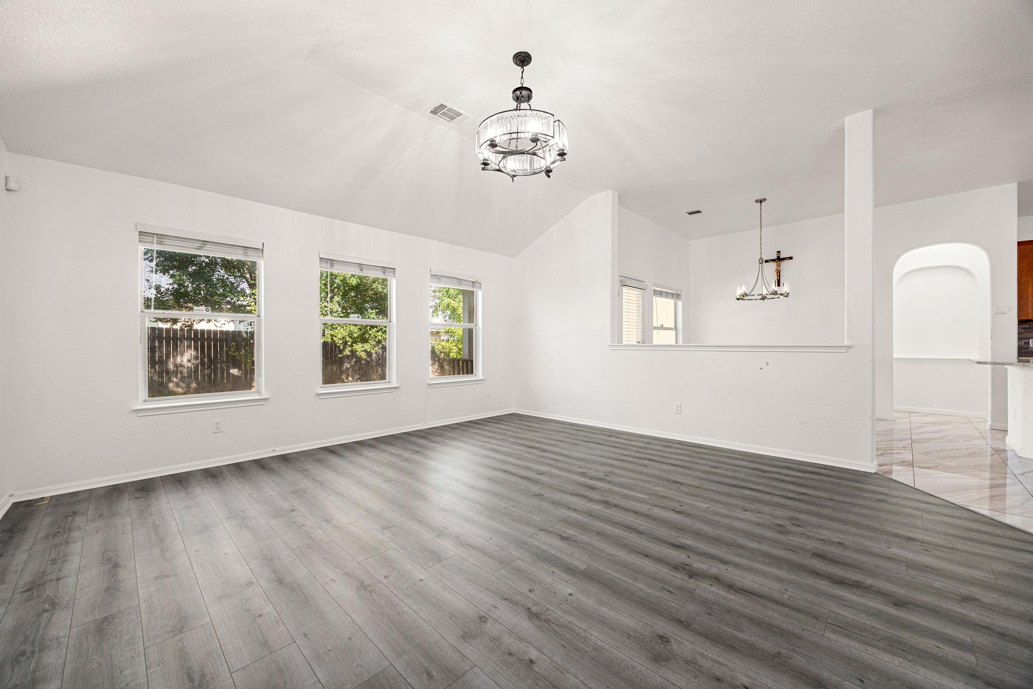 2816 Pedernales Falls Dr, Pflugerville, TX 78660