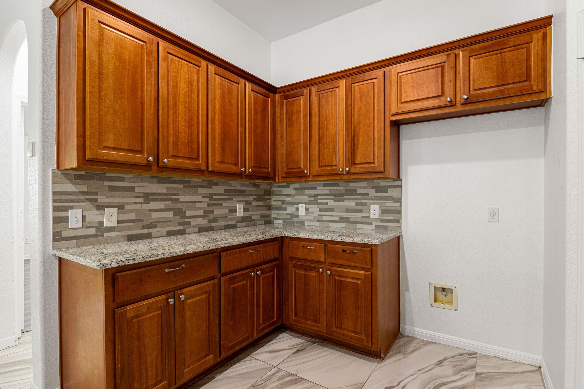 2816 Pedernales Falls Dr, Pflugerville, TX 78660