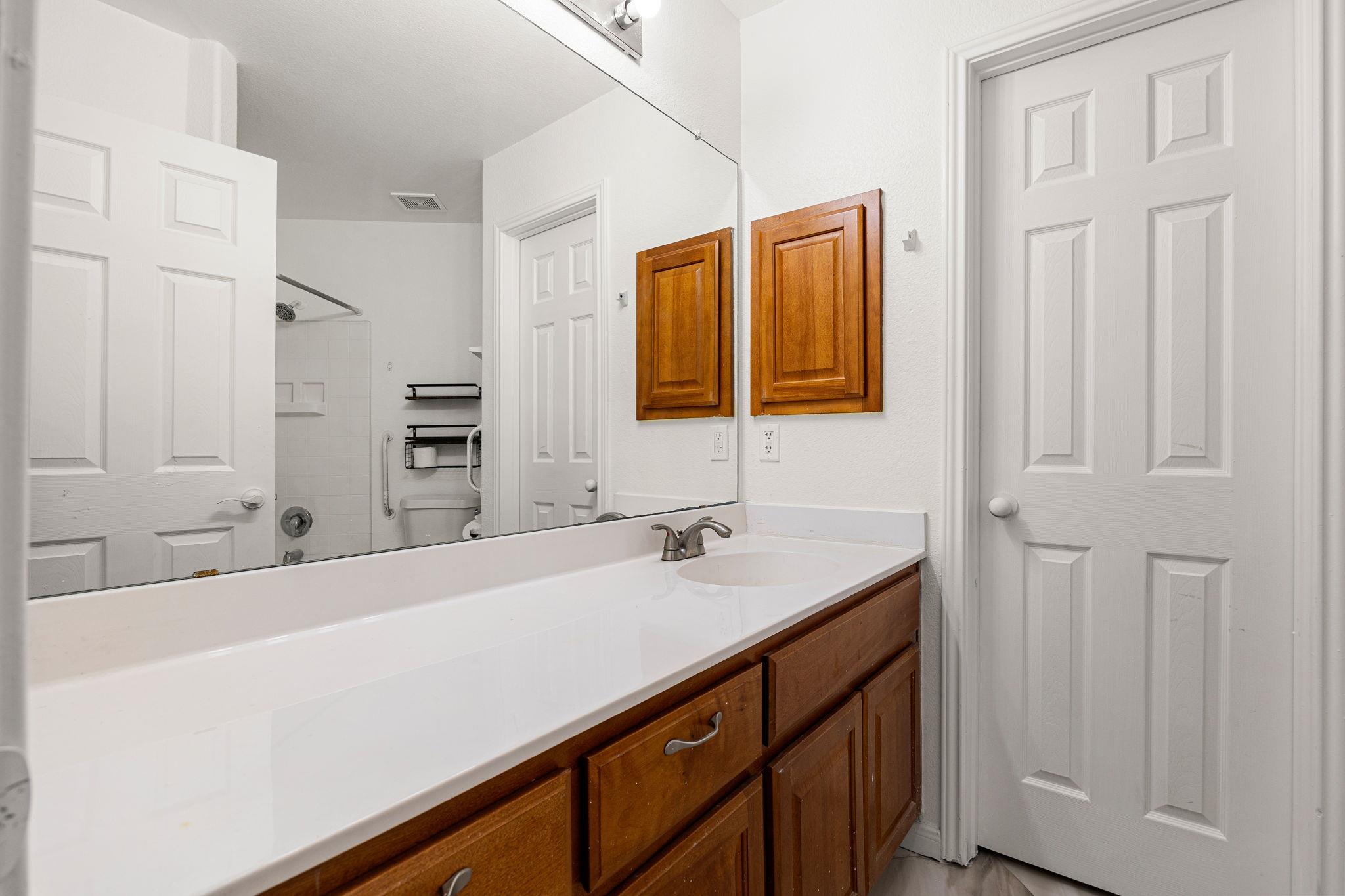 2816 Pedernales Falls Dr, Pflugerville, TX 78660