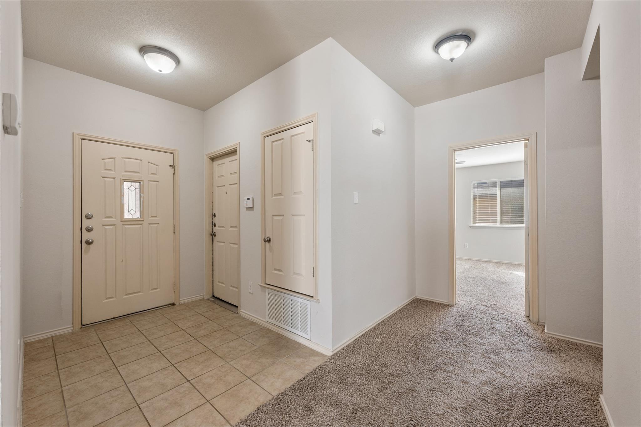 220 Bauxite Dr, Jarrell, TX 76537