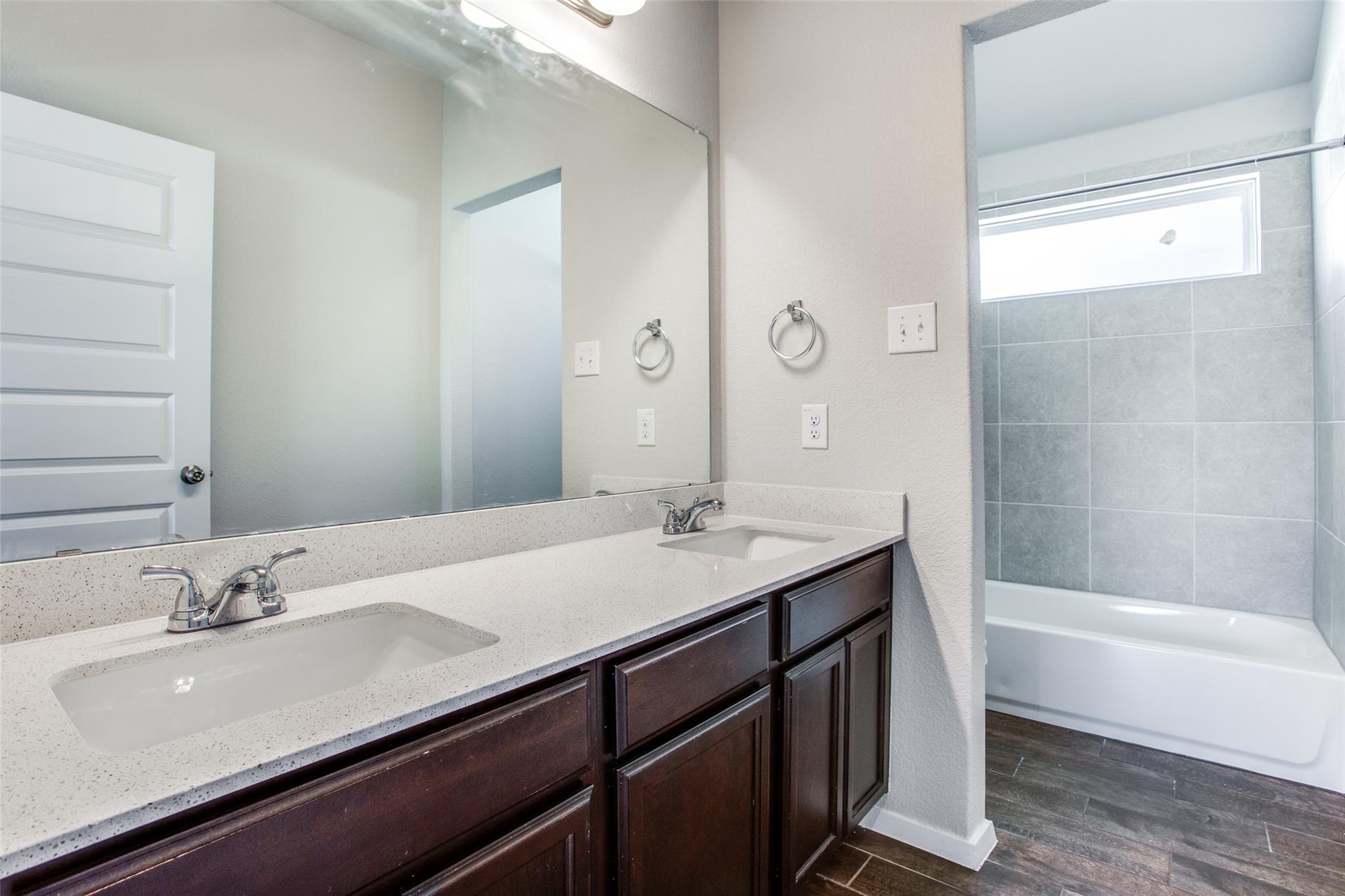 11729 Lago De Garda Dr, Austin, TX 78747