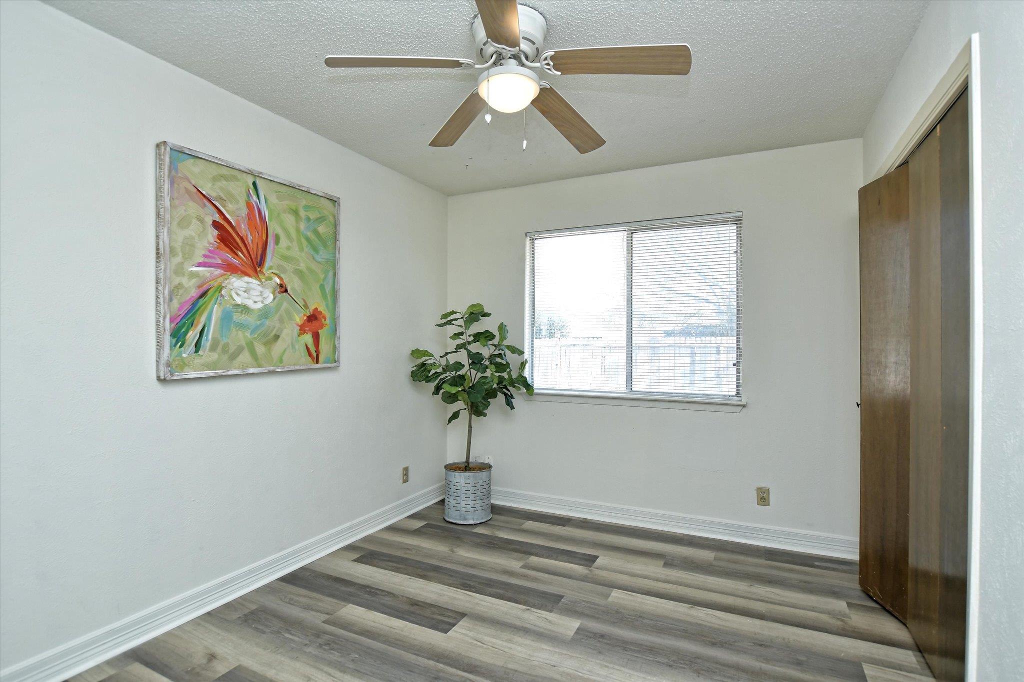 621 Buckskin Dr, Round Rock, TX 78681