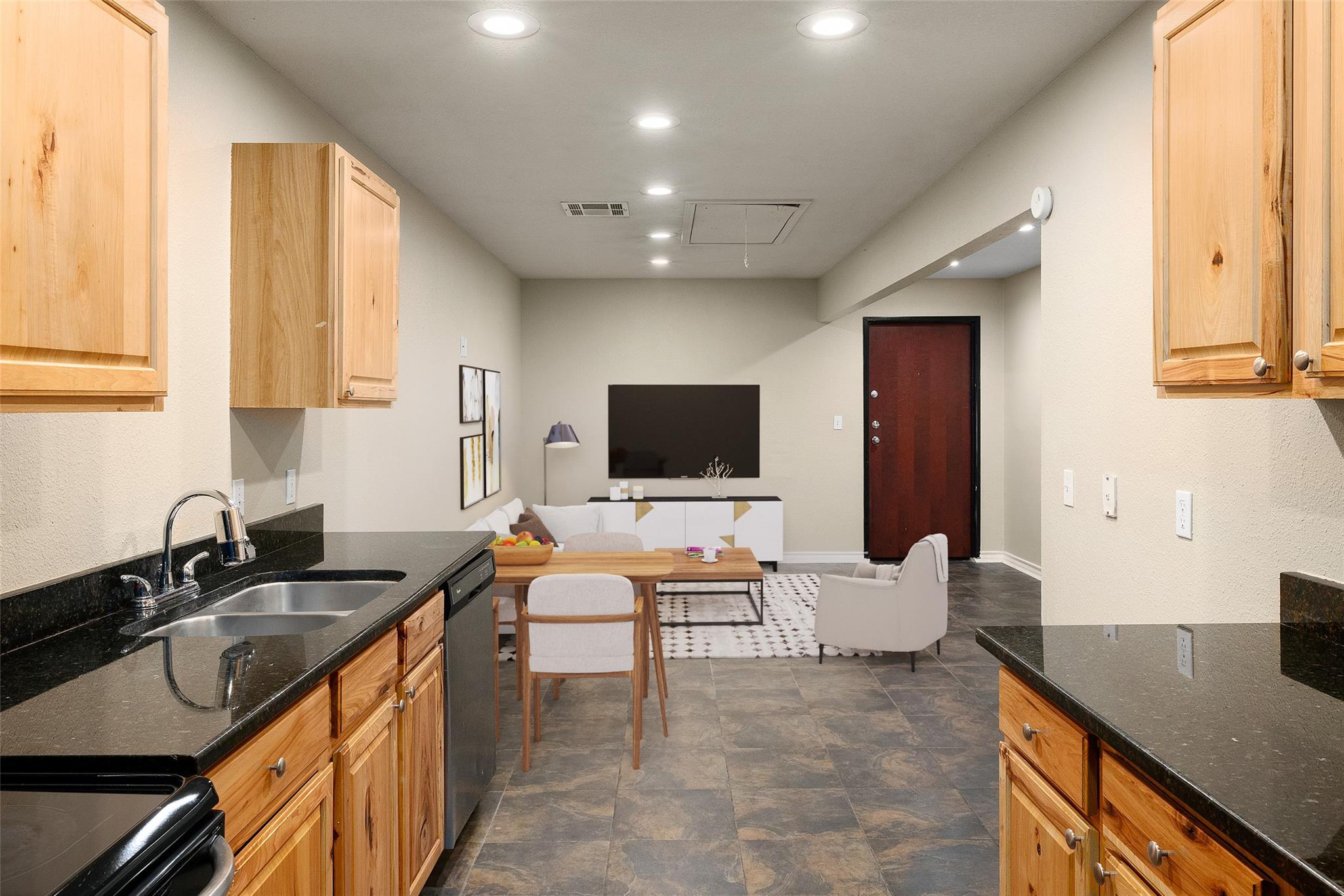 521 & 525 W Hutchison St, San Marcos, TX 78666