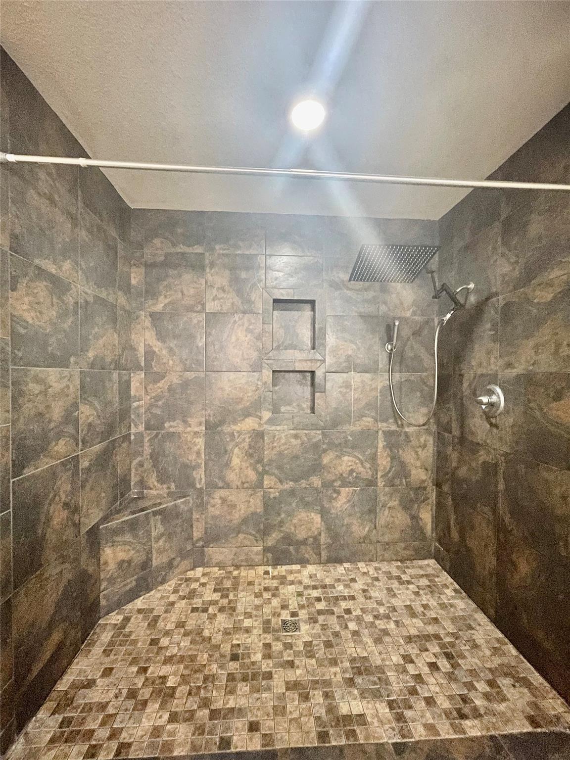 521 & 525 W Hutchison St, San Marcos, TX 78666