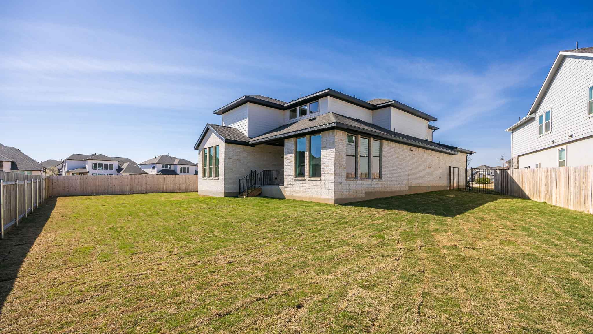 144 La Venta Loop, Liberty Hill, TX 78642