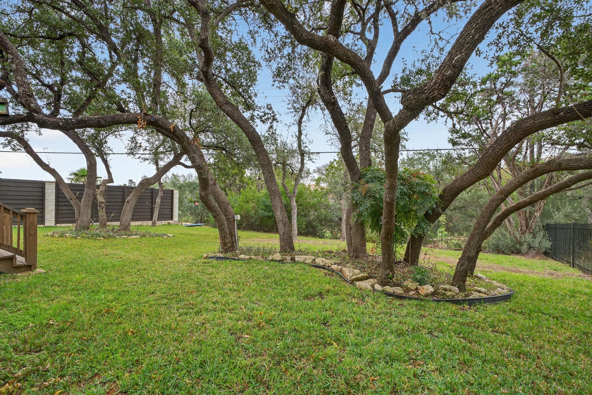 128 Long Wood Ave, Lakeway, TX 78734