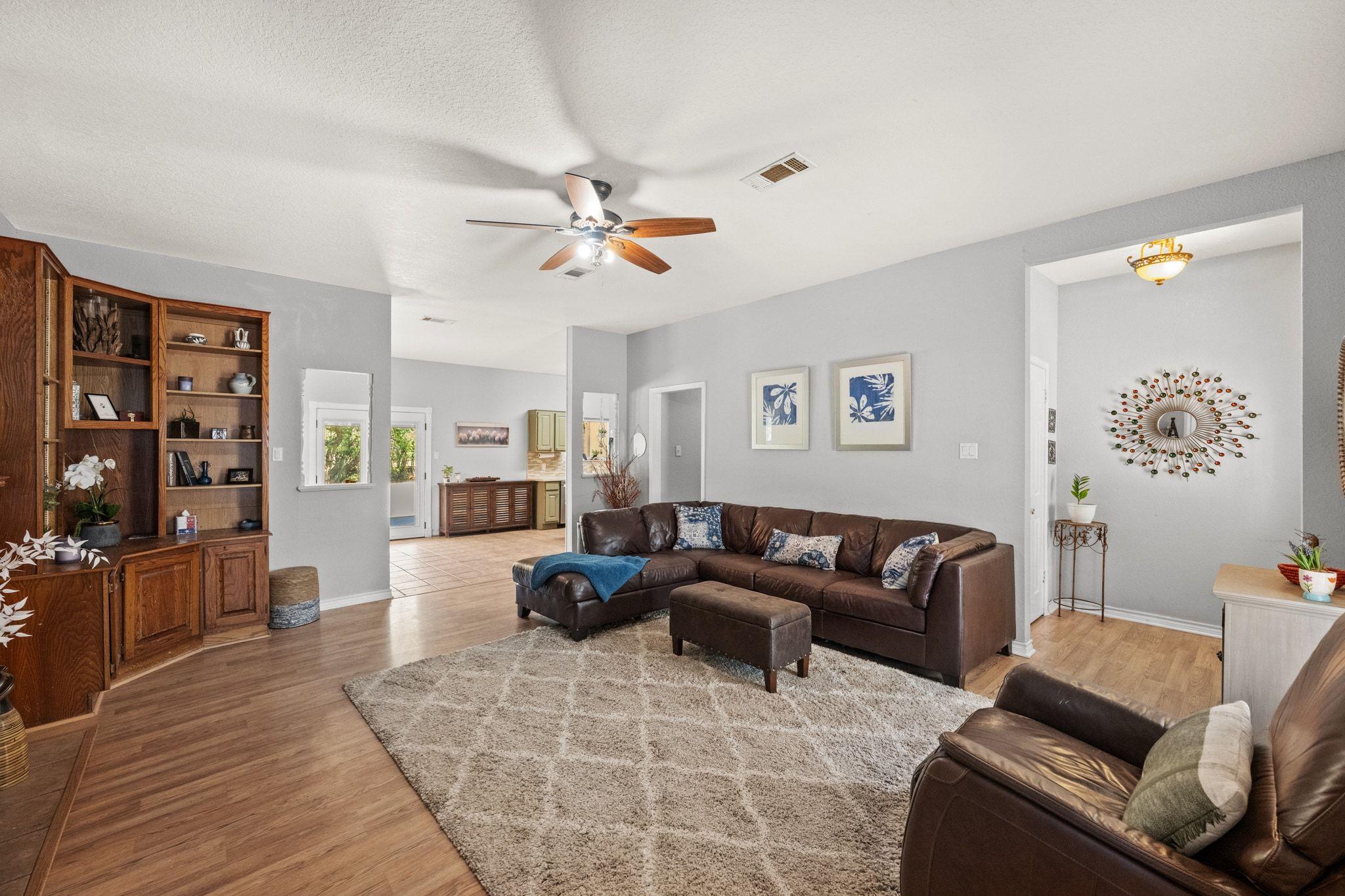 1031 N Sunset Canyon Dr, Dripping Springs, TX 78620