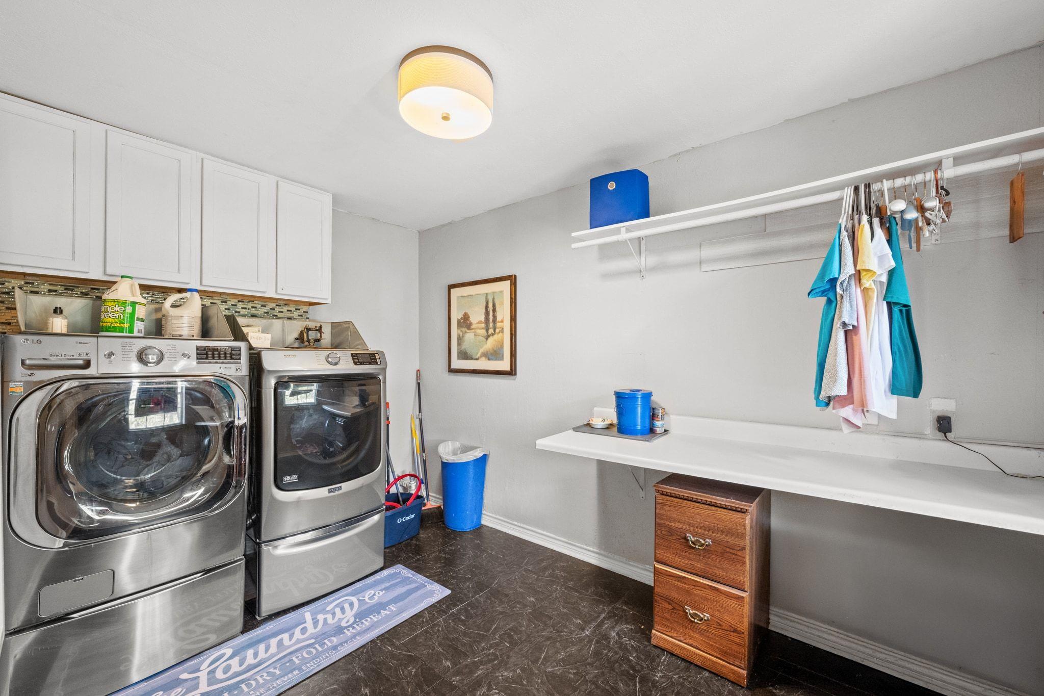 1031 N Sunset Canyon Dr, Dripping Springs, TX 78620