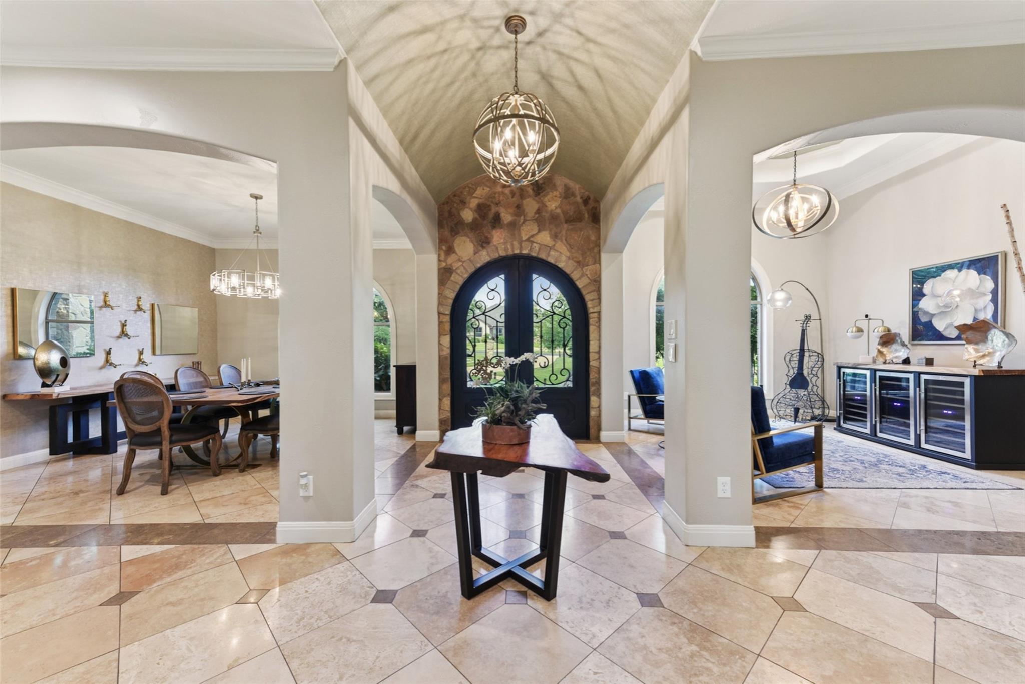 122 Silverstone Dr, Georgetown, TX 78633