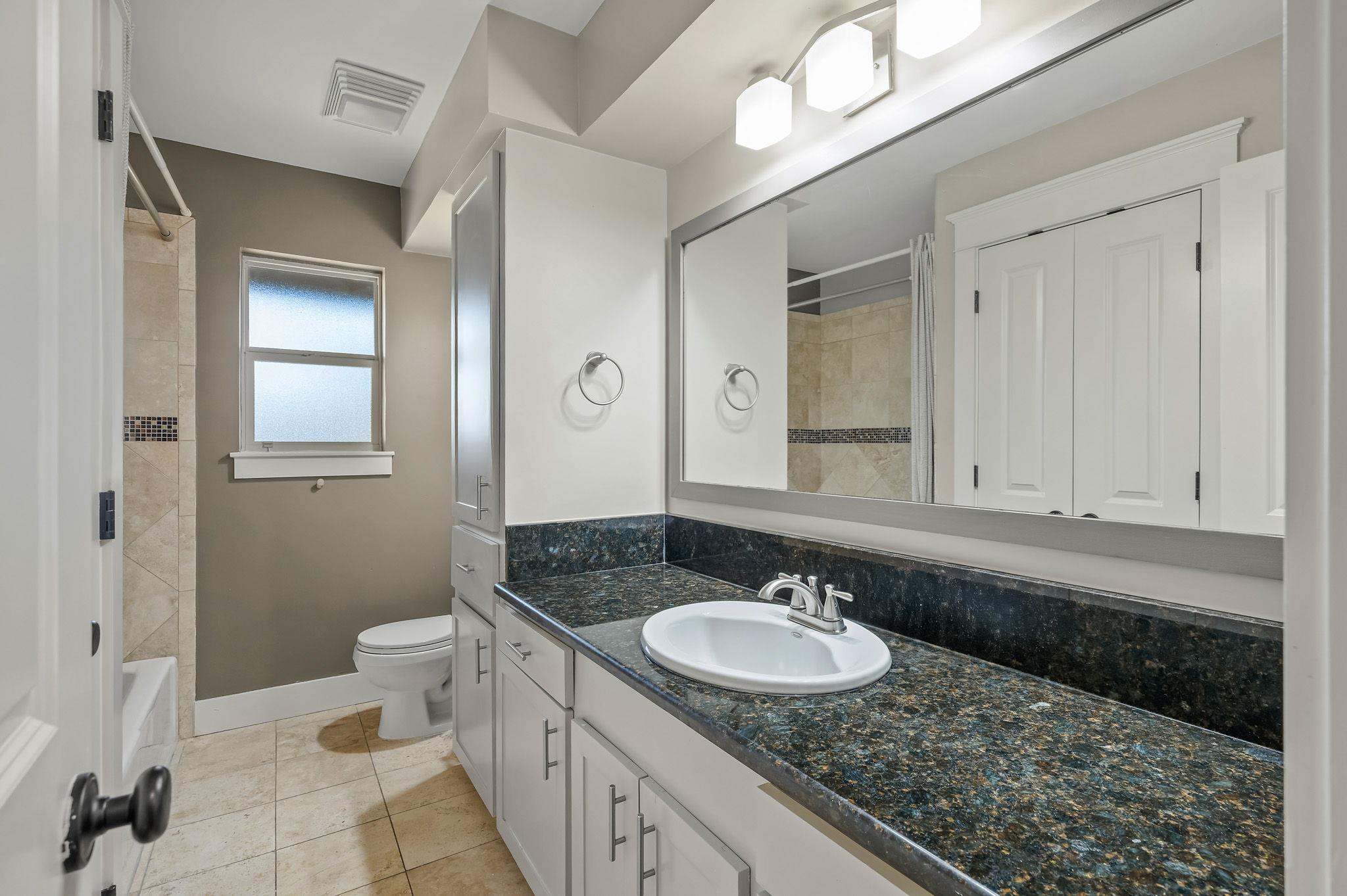 7202 Running Rope Cir, Austin, TX 78731