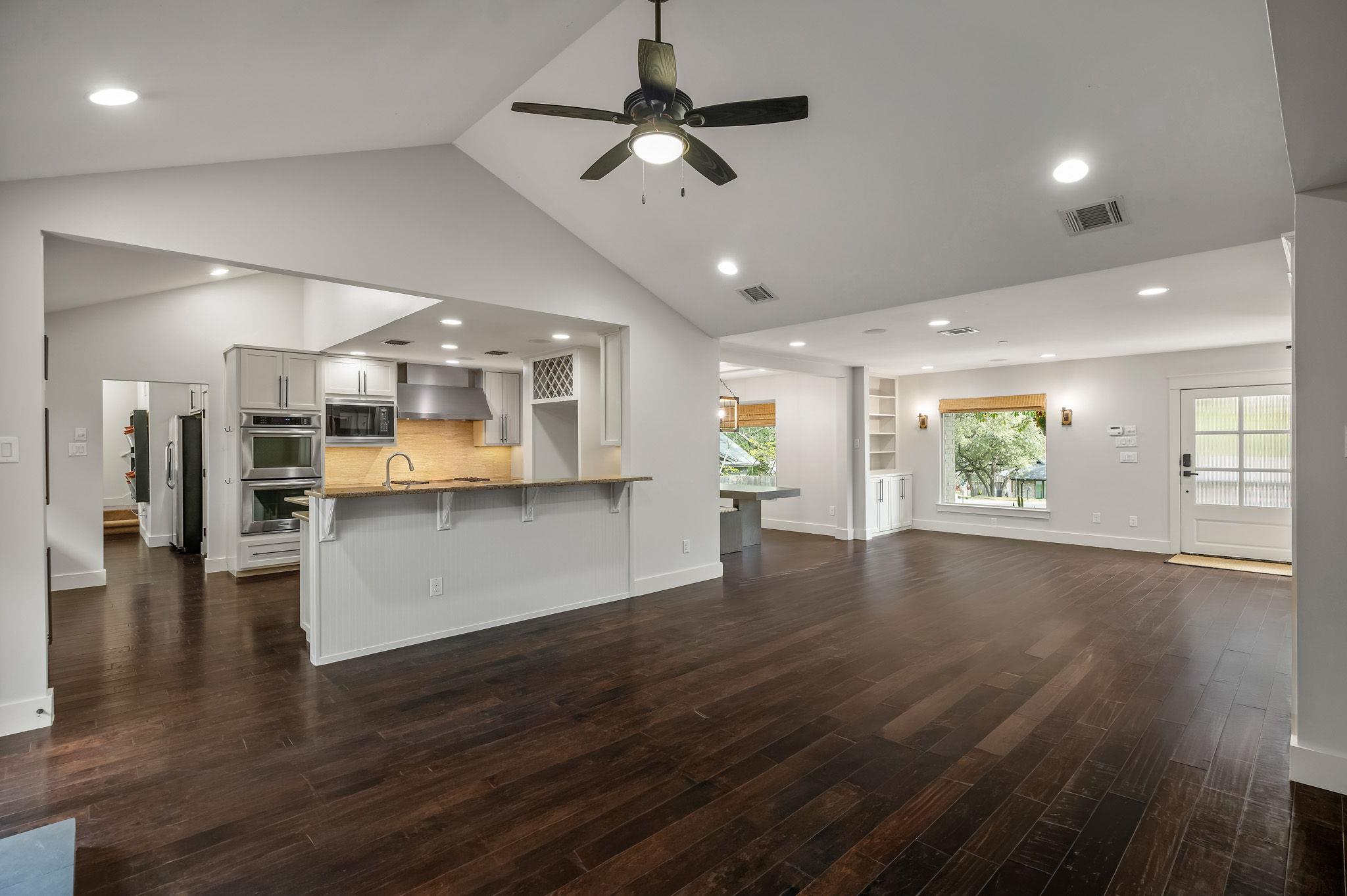 7202 Running Rope Cir, Austin, TX 78731