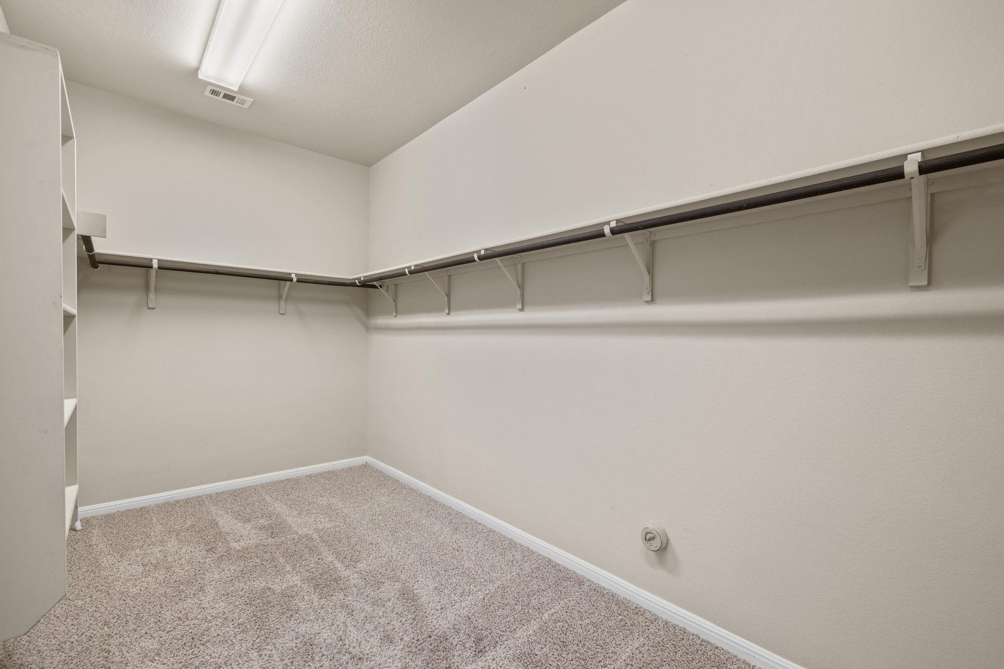 137 Paul Azinger Dr, Round Rock, TX 78664