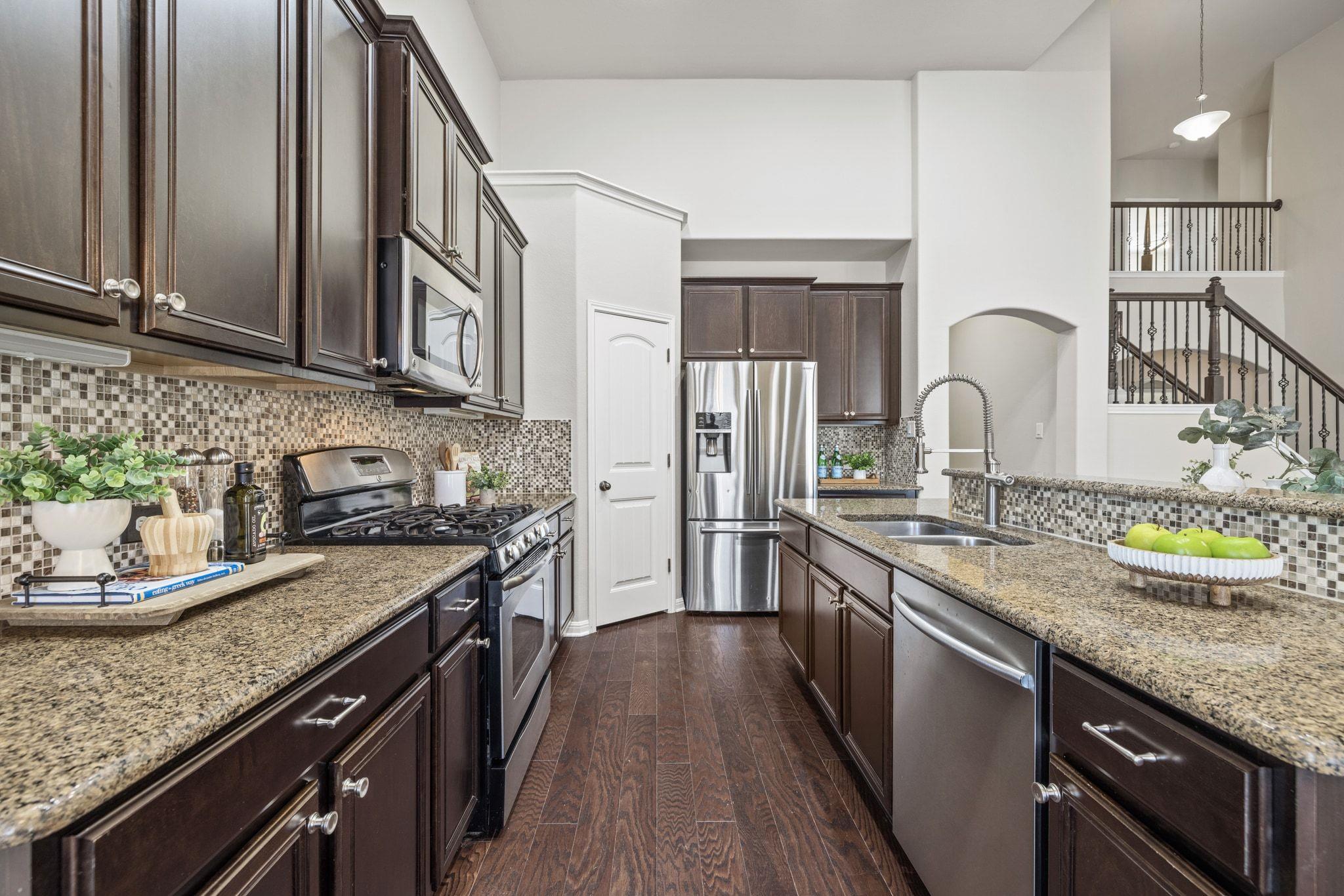 137 Paul Azinger Dr, Round Rock, TX 78664