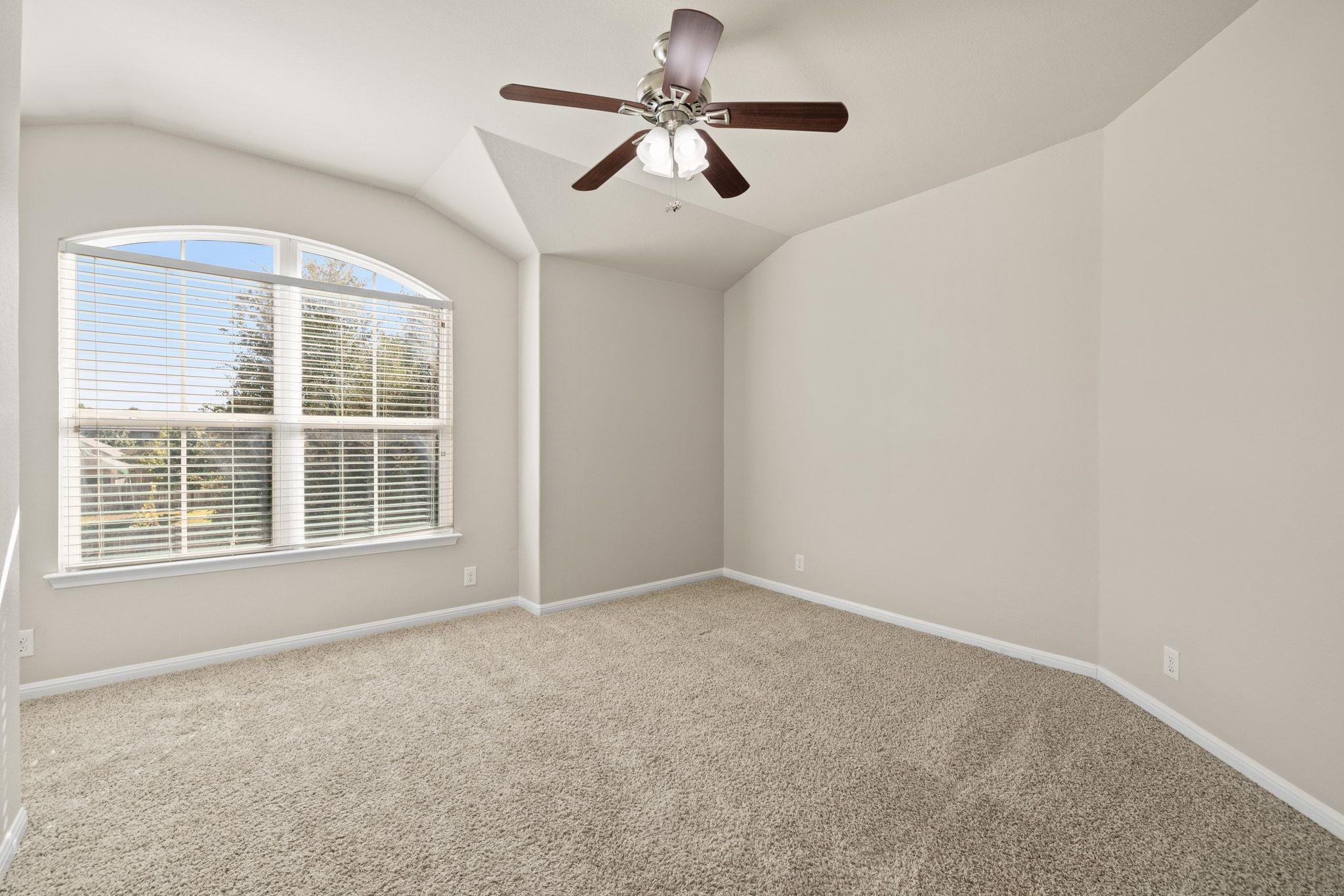 137 Paul Azinger Dr, Round Rock, TX 78664