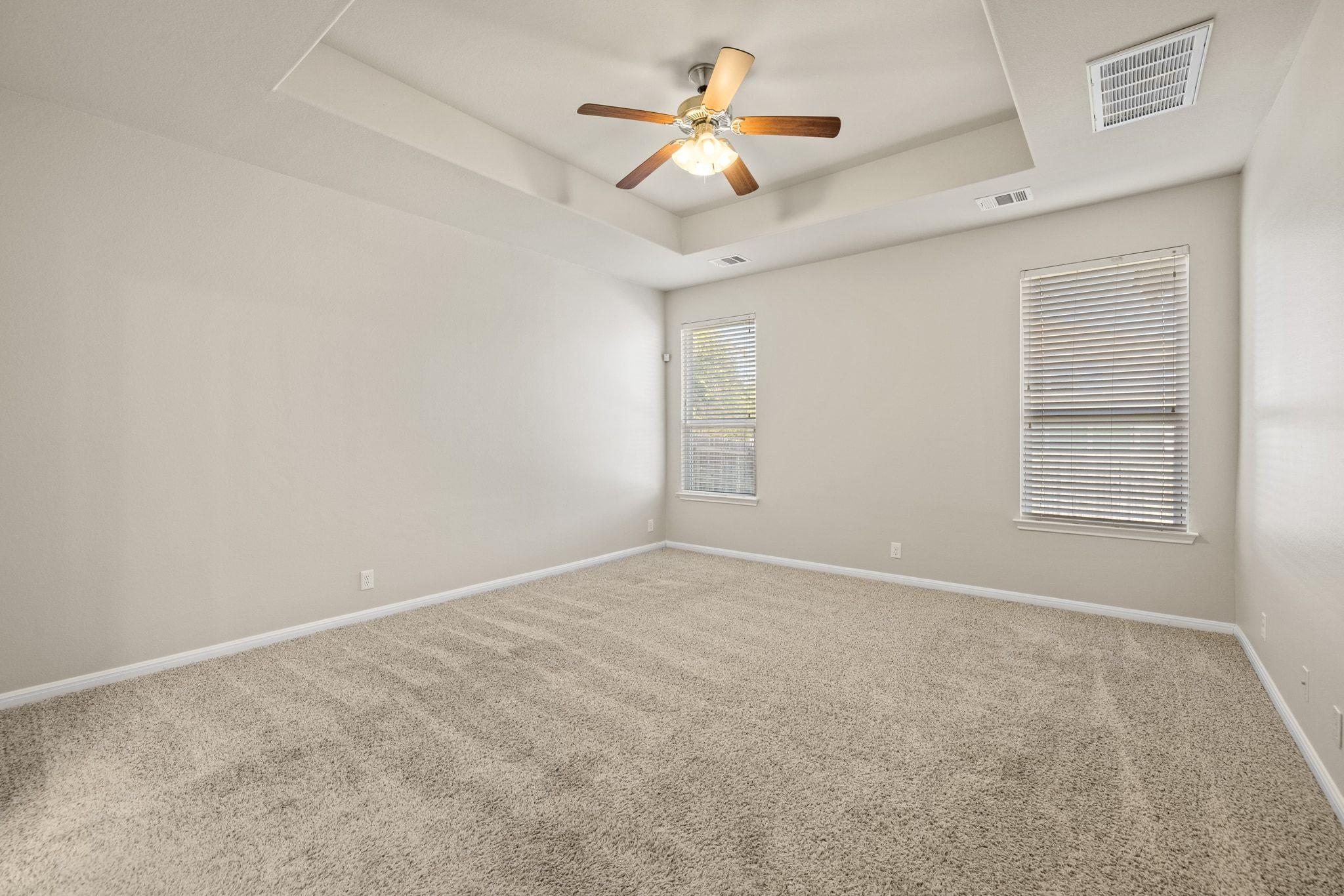 137 Paul Azinger Dr, Round Rock, TX 78664