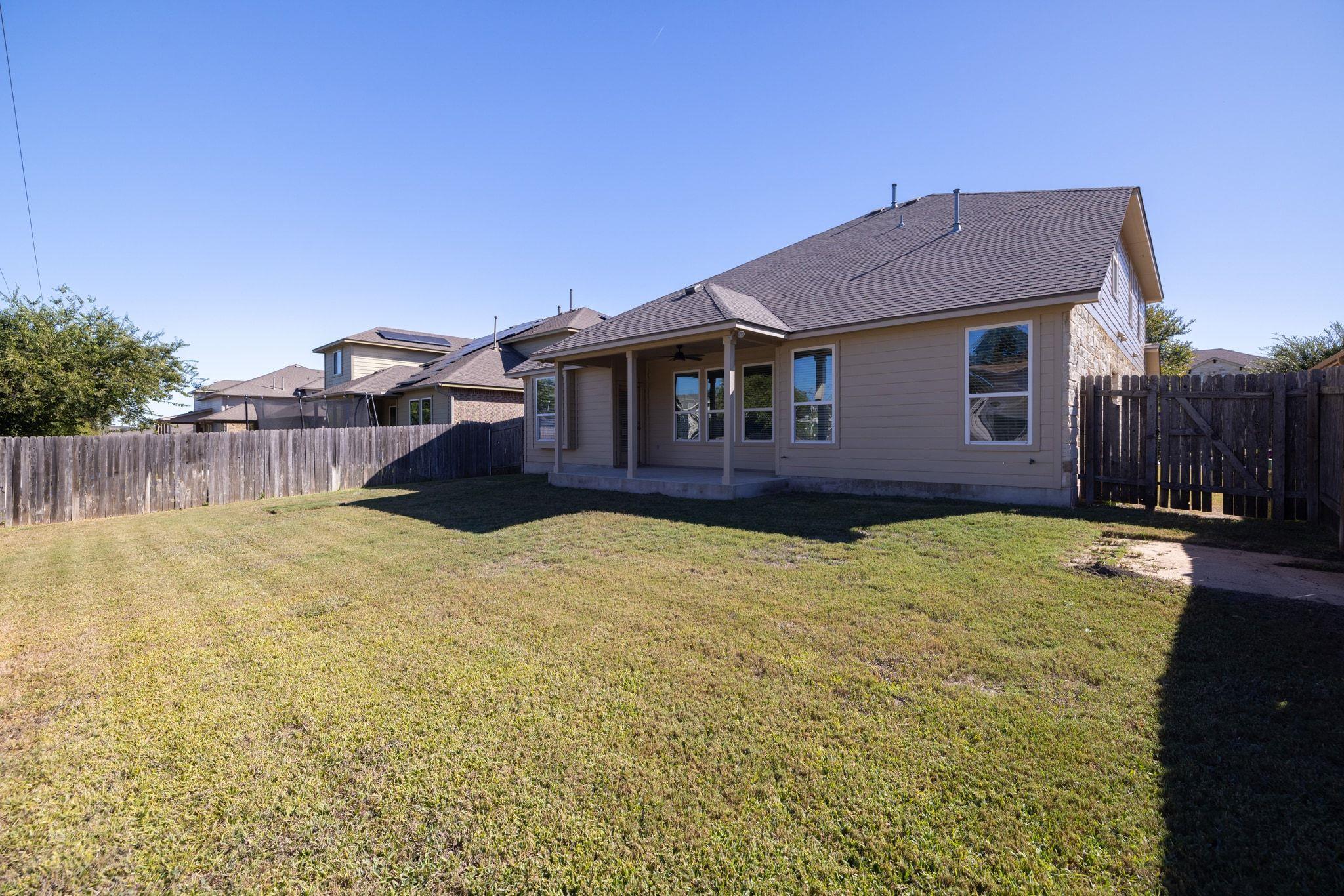 137 Paul Azinger Dr, Round Rock, TX 78664