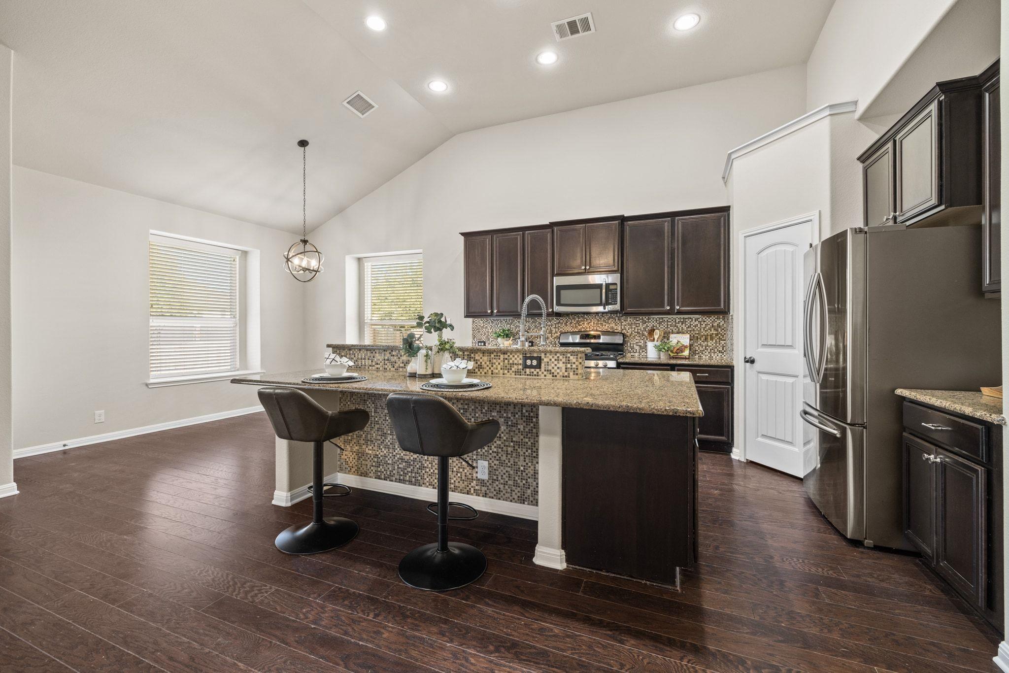 137 Paul Azinger Dr, Round Rock, TX 78664