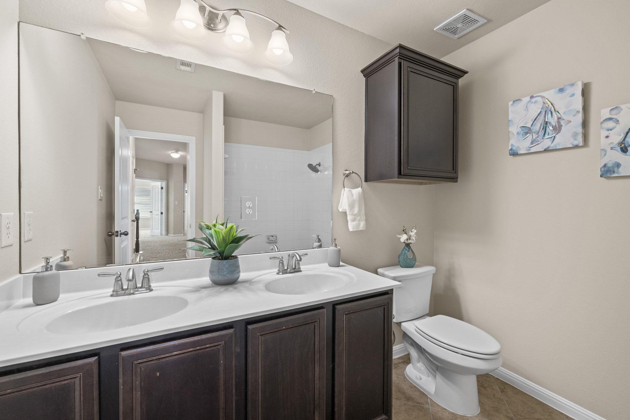 137 Paul Azinger Dr, Round Rock, TX 78664